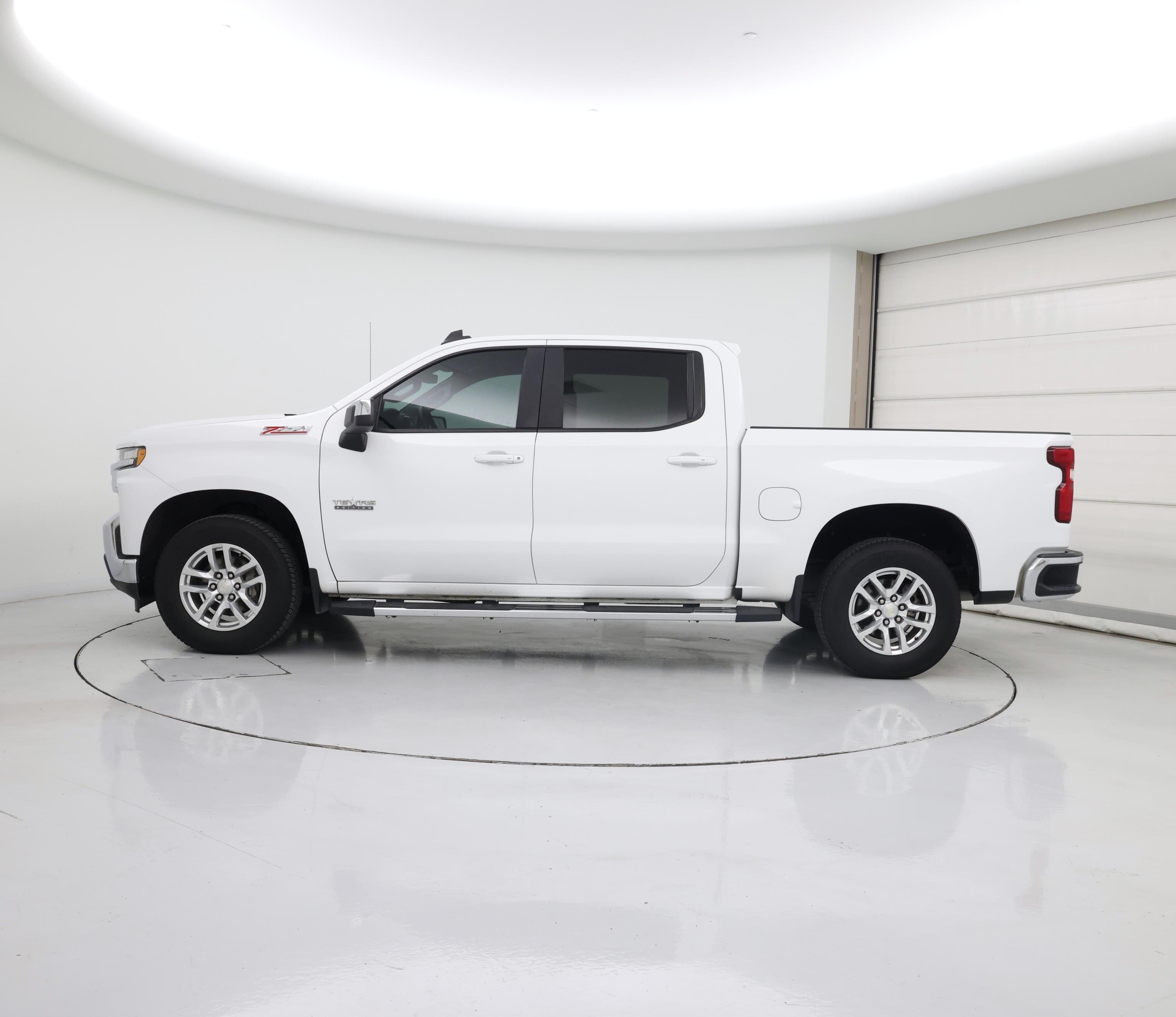 Thumbnail: 2019 Chevrolet Silverado 1500 - 3