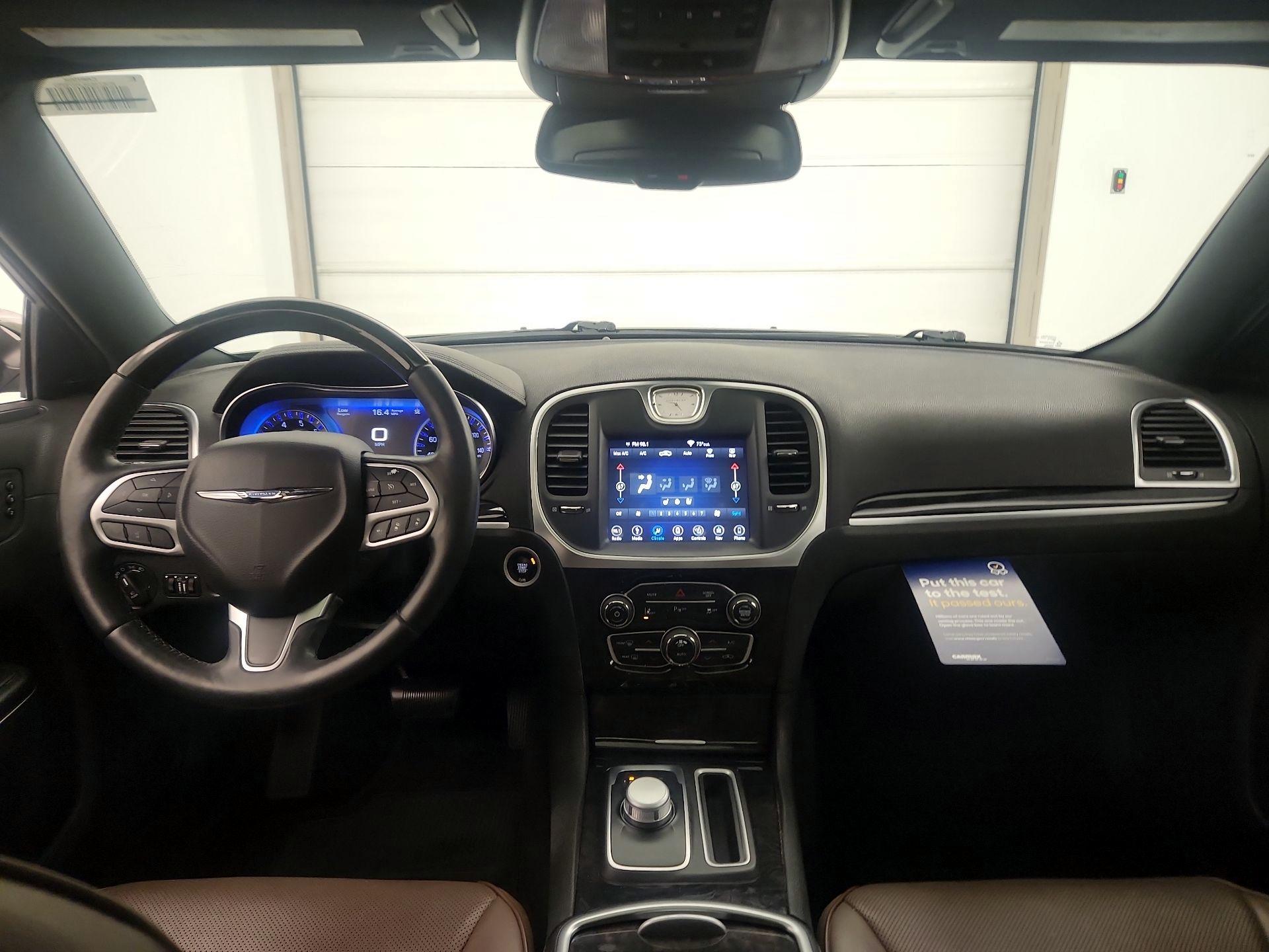 Thumbnail: 2018 Chrysler 300 - 9