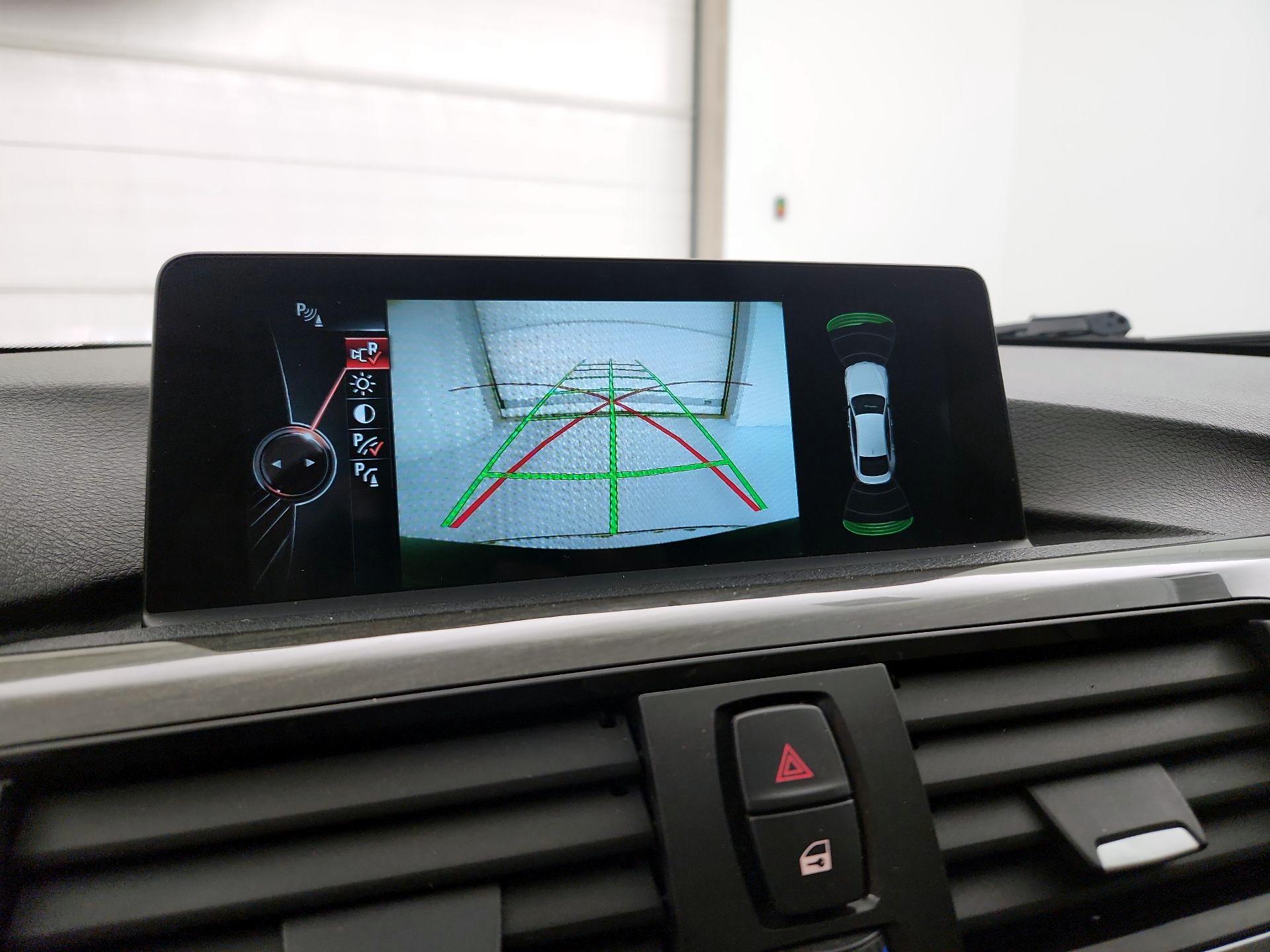 Thumbnail: 2016 BMW 4 Series - 14