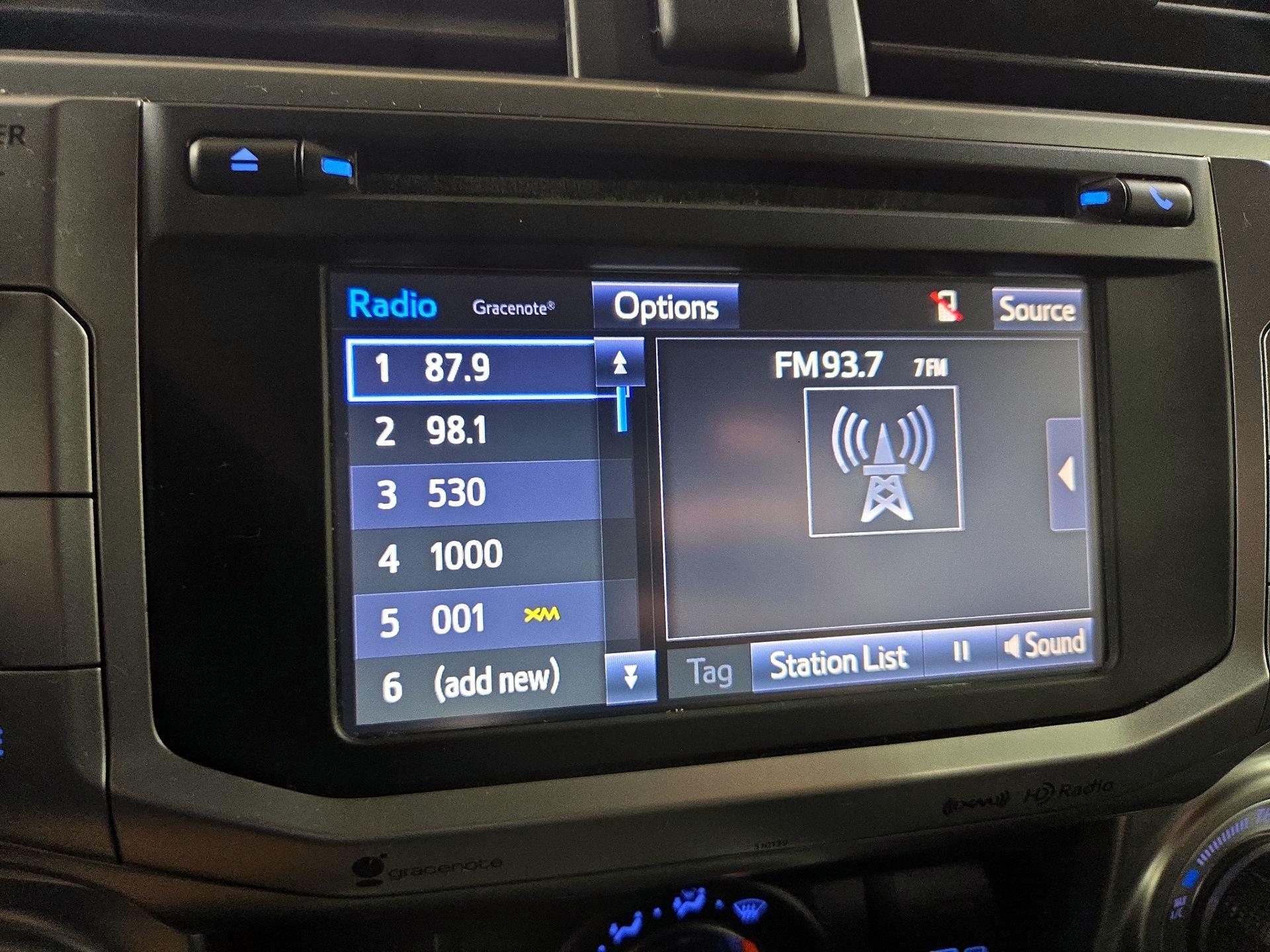 Thumbnail: 2016 Toyota 4Runner - 15