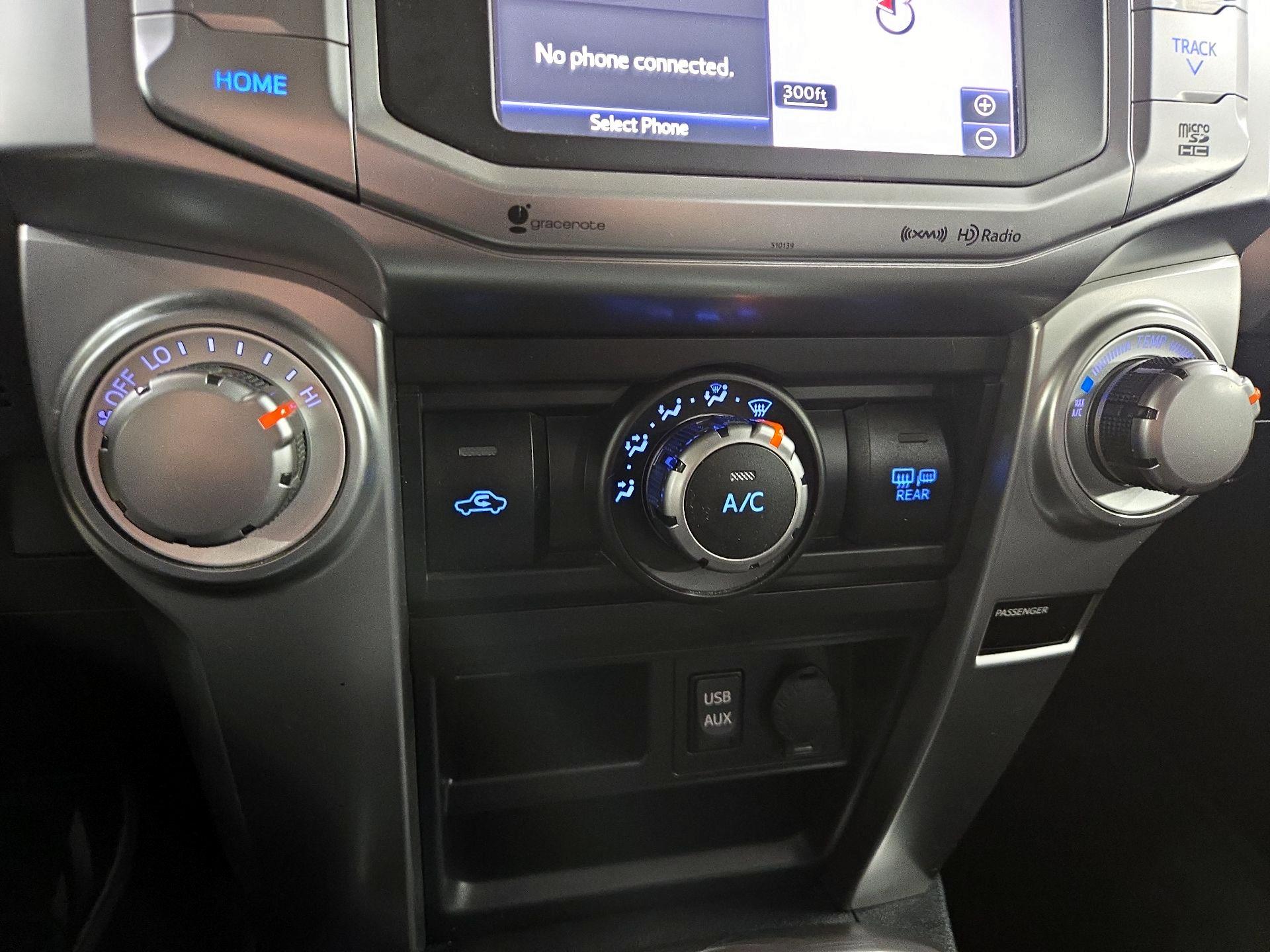 Thumbnail: 2016 Toyota 4Runner - 16