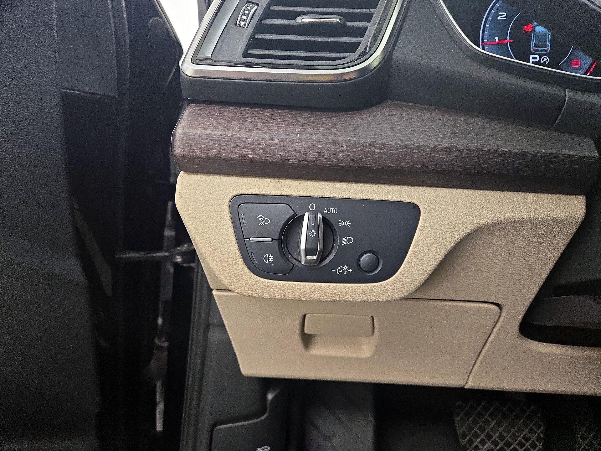 Thumbnail: 2021 Audi Q5 - 13