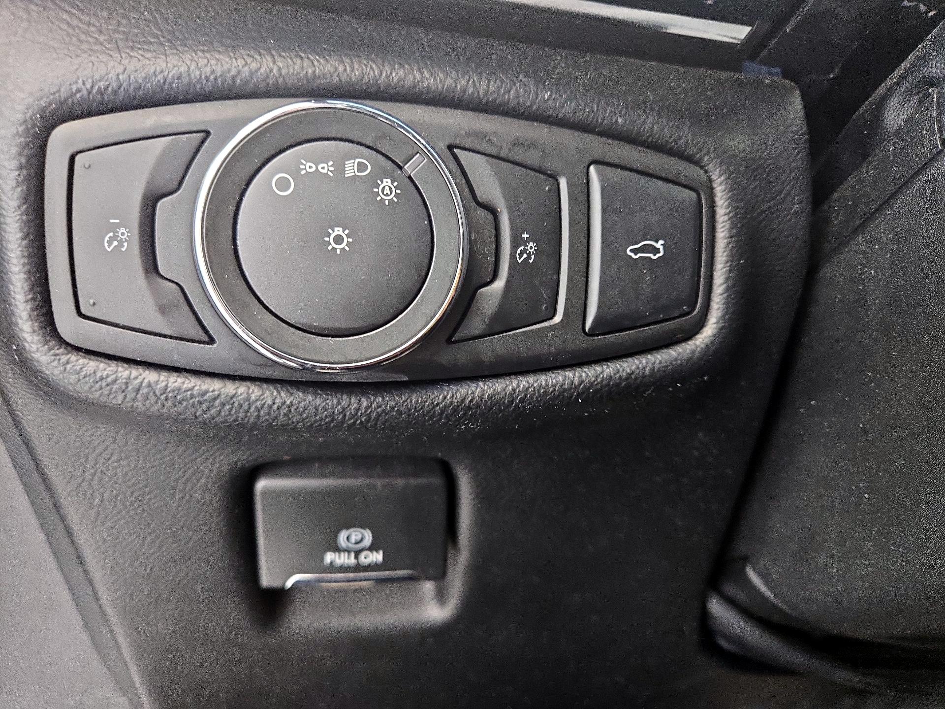 Thumbnail: 2017 Lincoln MKZ - 13