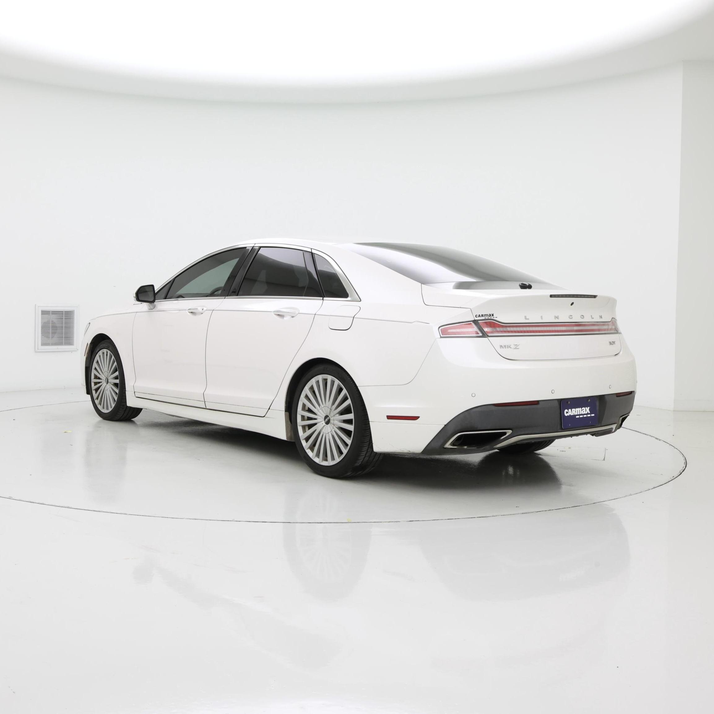 Thumbnail: 2017 Lincoln MKZ - 2