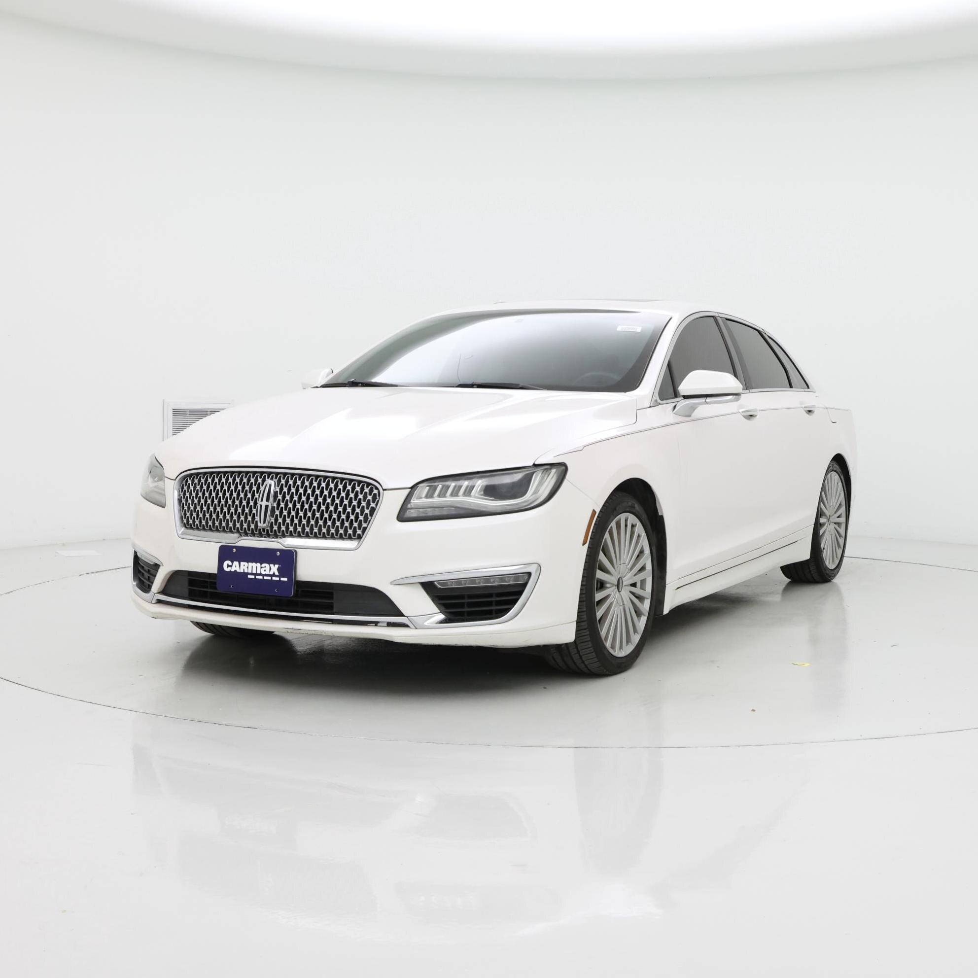 Thumbnail: 2017 Lincoln MKZ - 4