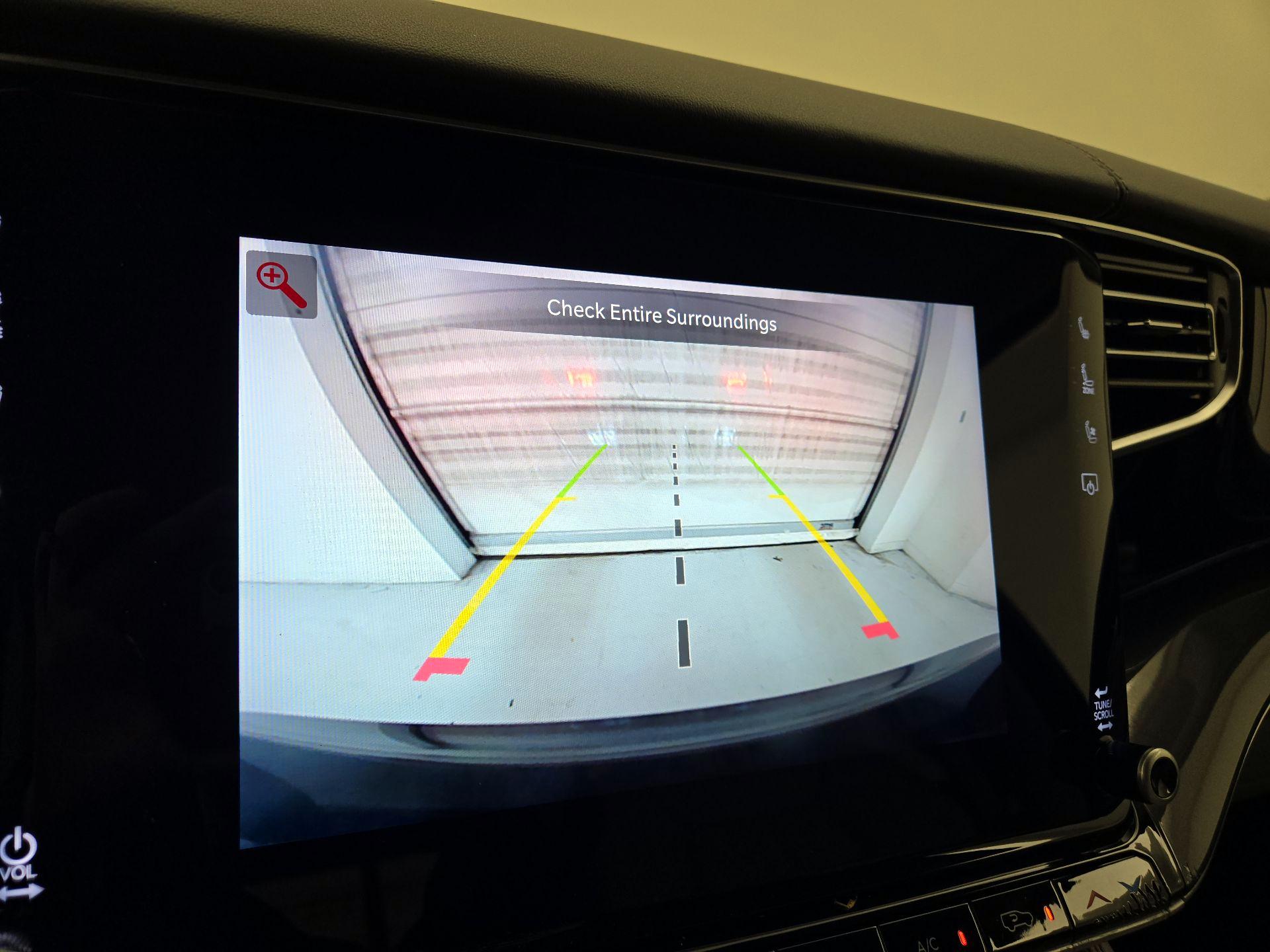 Thumbnail: 2023 Jeep Wagoneer - 15