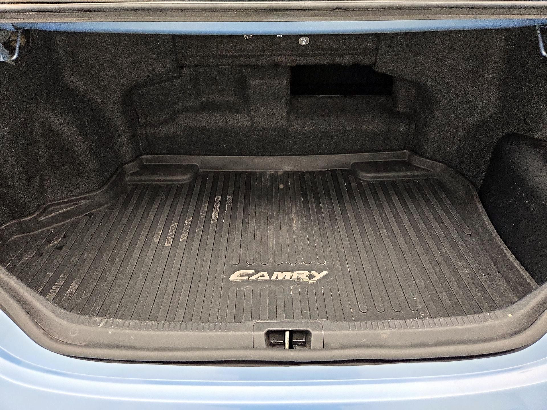 Thumbnail: 2014 Toyota Camry - 19