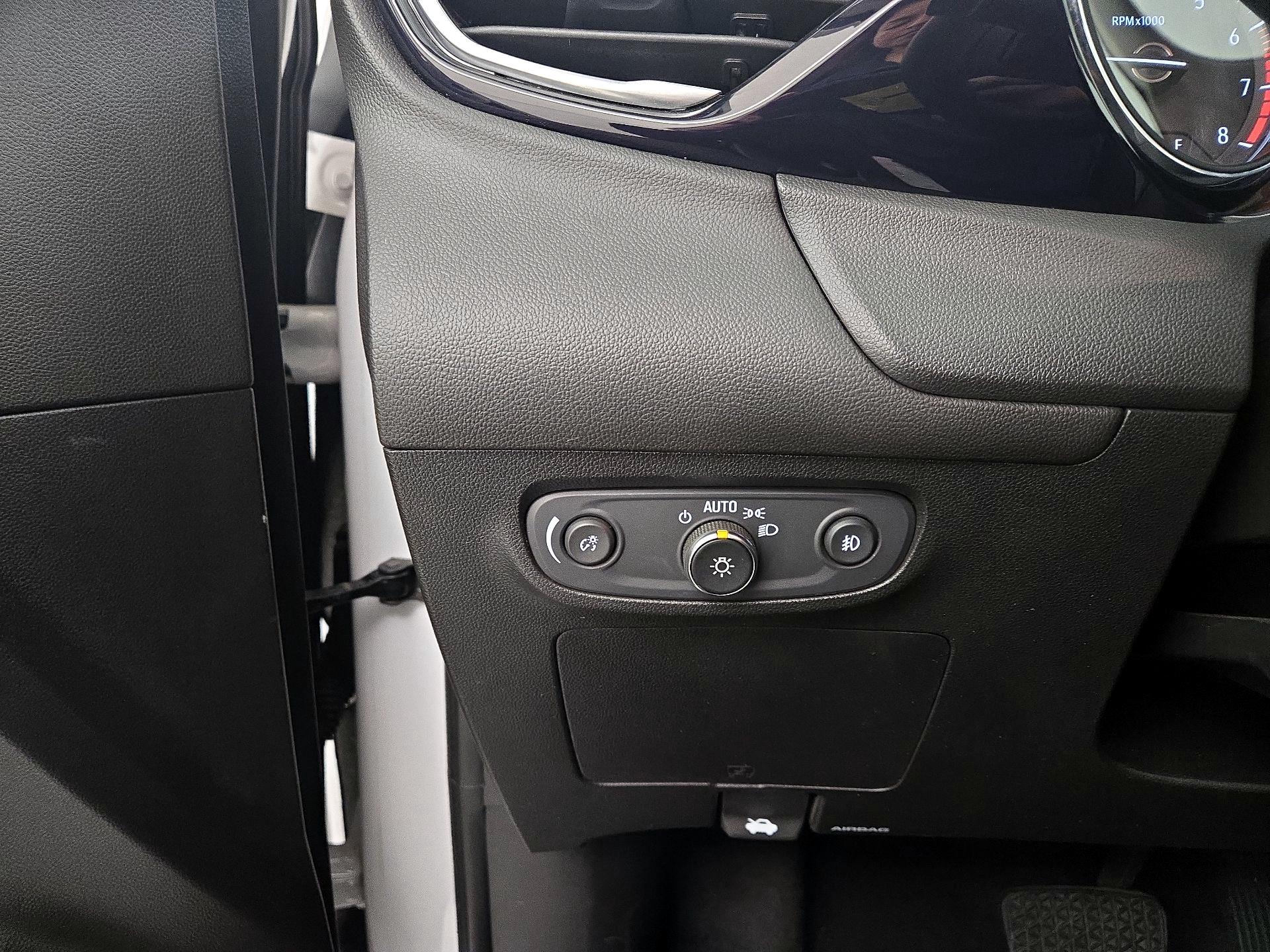 Thumbnail: 2021 Buick Encore GX - 13