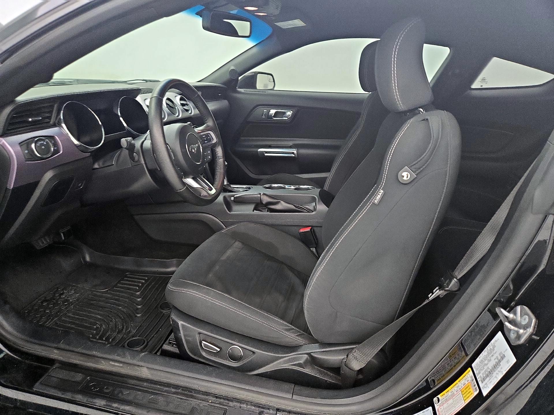 Thumbnail: 2016 Ford Mustang - 11