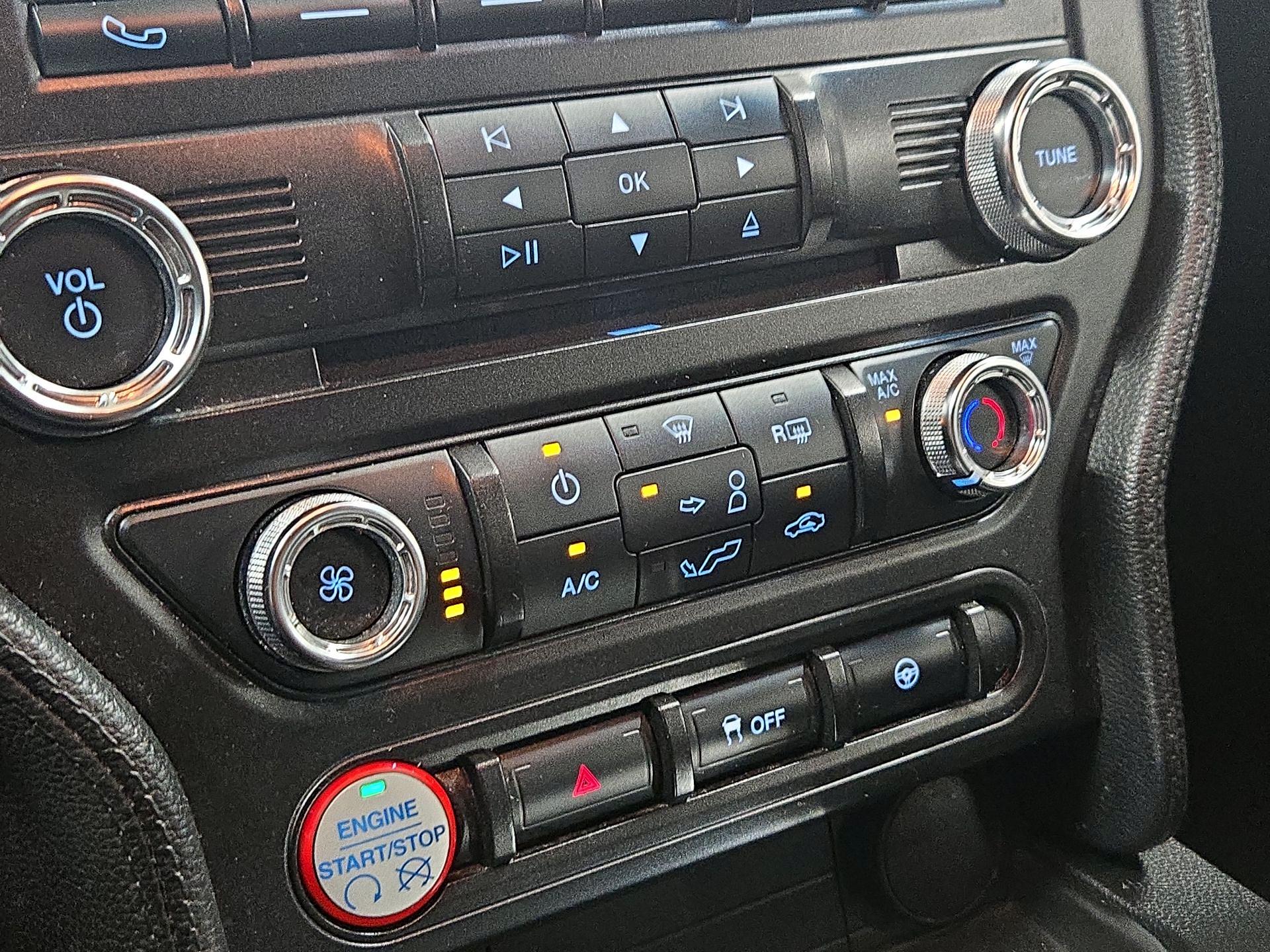 Thumbnail: 2016 Ford Mustang - 16