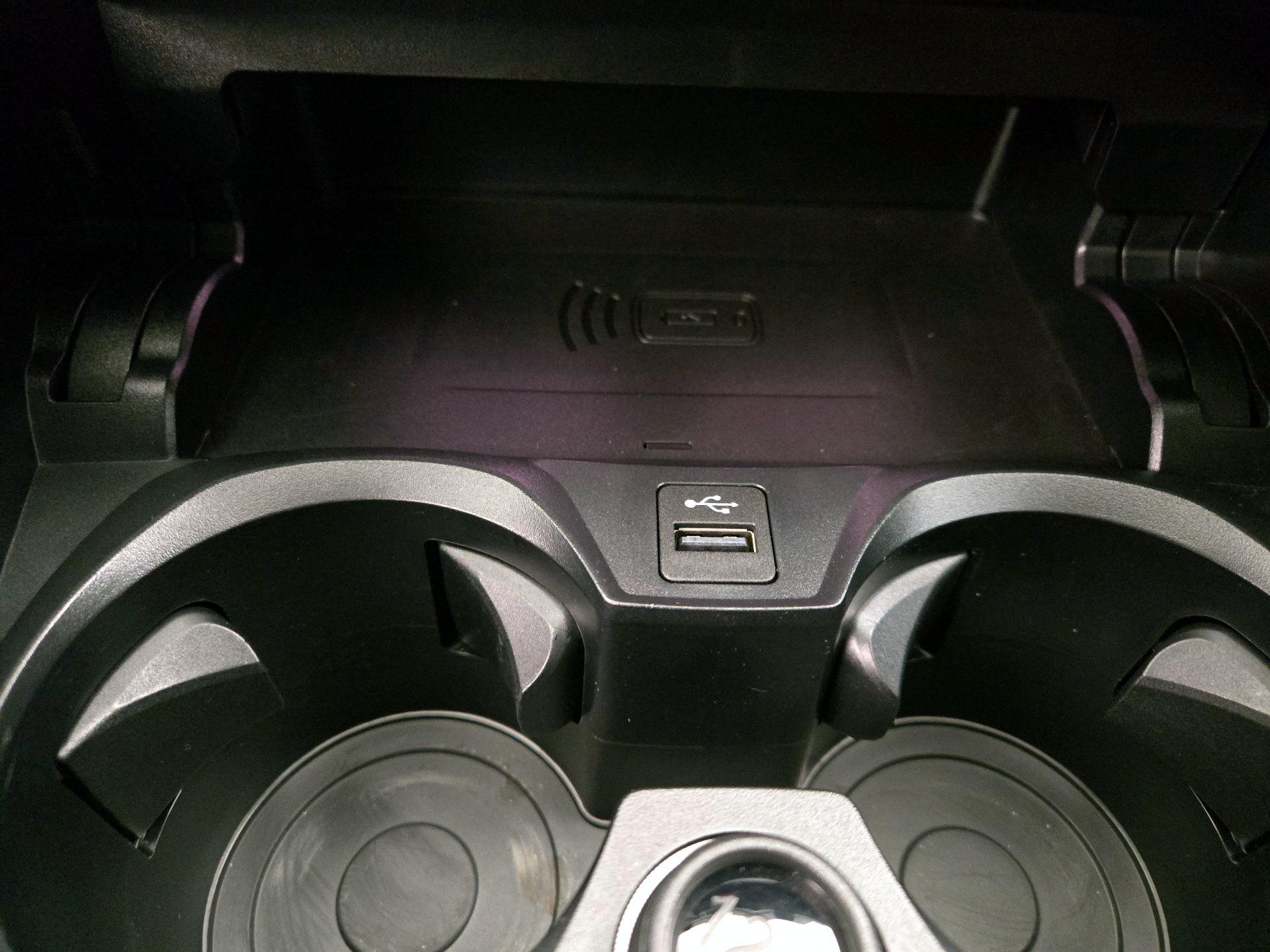 Thumbnail: 2023 BMW M3 - 19