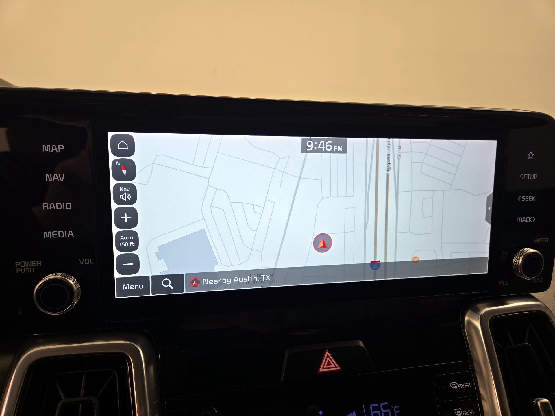 Thumbnail: 2023 Kia Sorento - 14