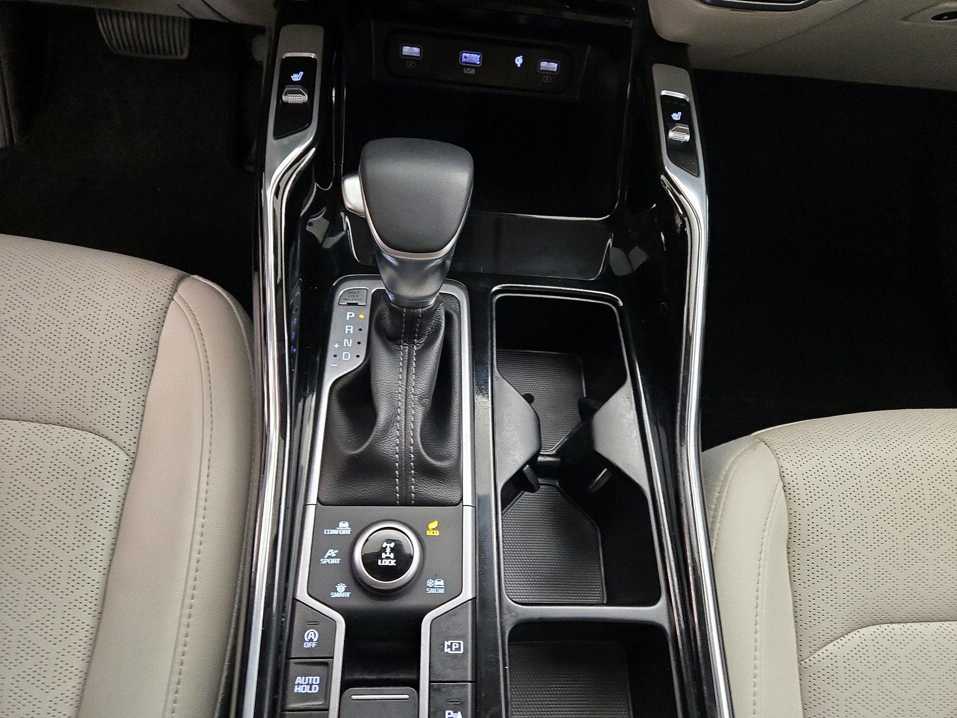 Thumbnail: 2023 Kia Sorento - 18