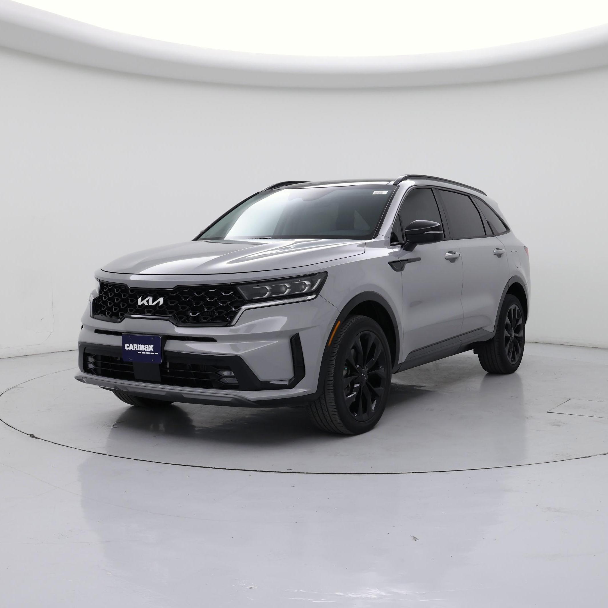 Thumbnail: 2023 Kia Sorento - 4