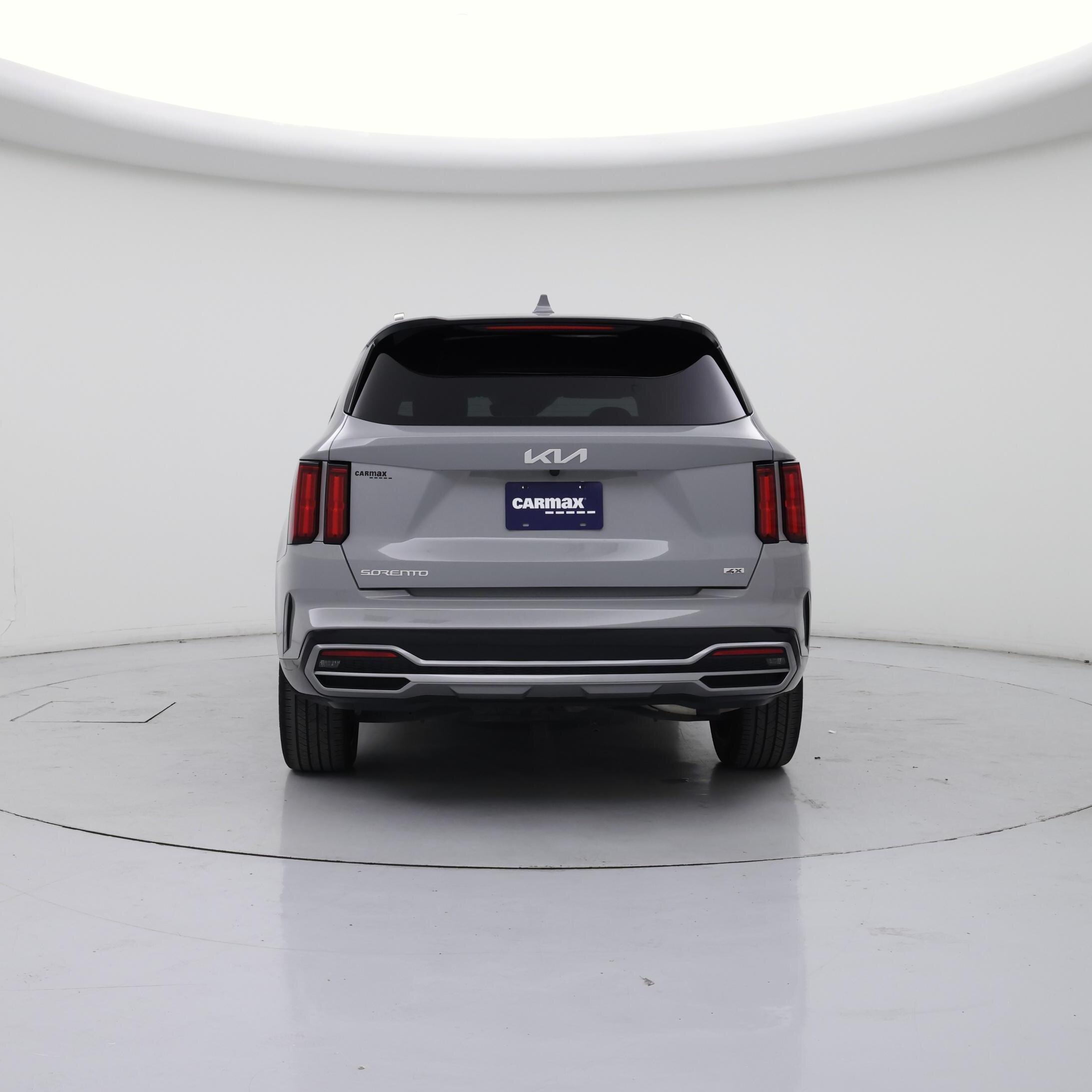 Thumbnail: 2023 Kia Sorento - 6