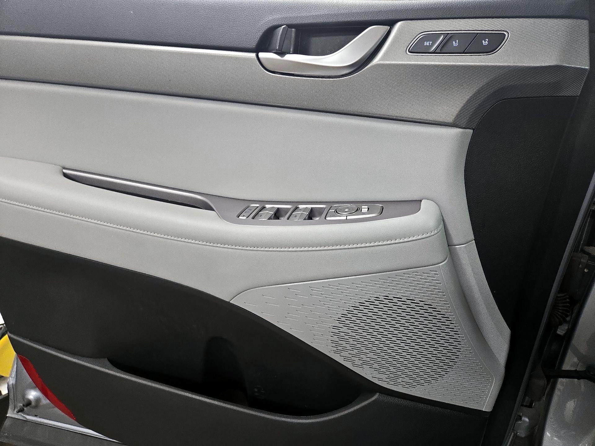 Thumbnail: 2020 Hyundai Palisade - 12