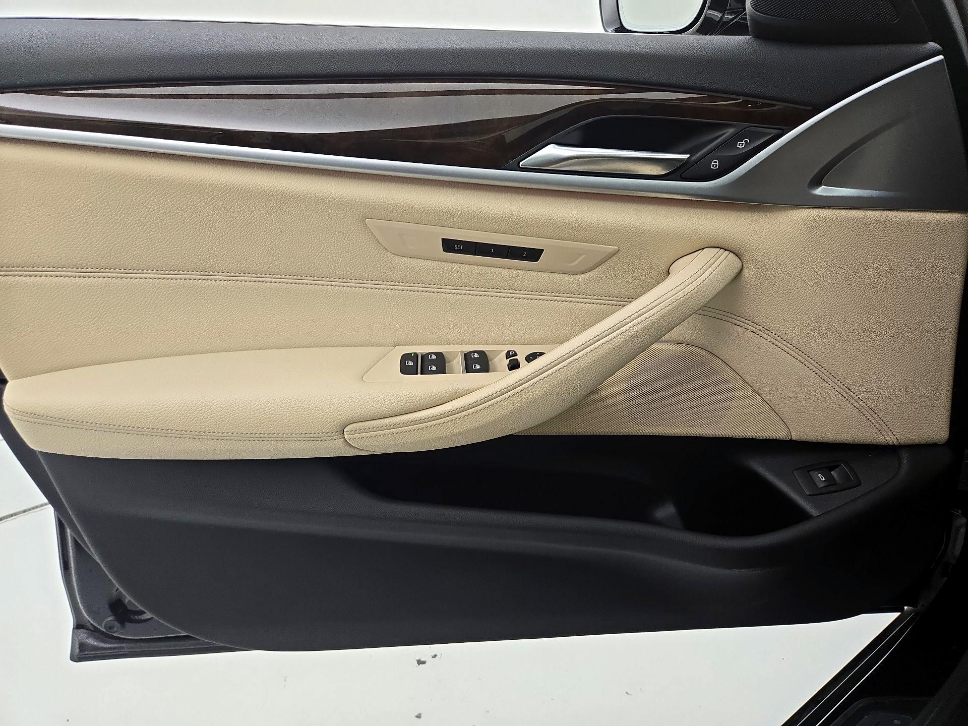 Thumbnail: 2019 BMW 5 Series - 12