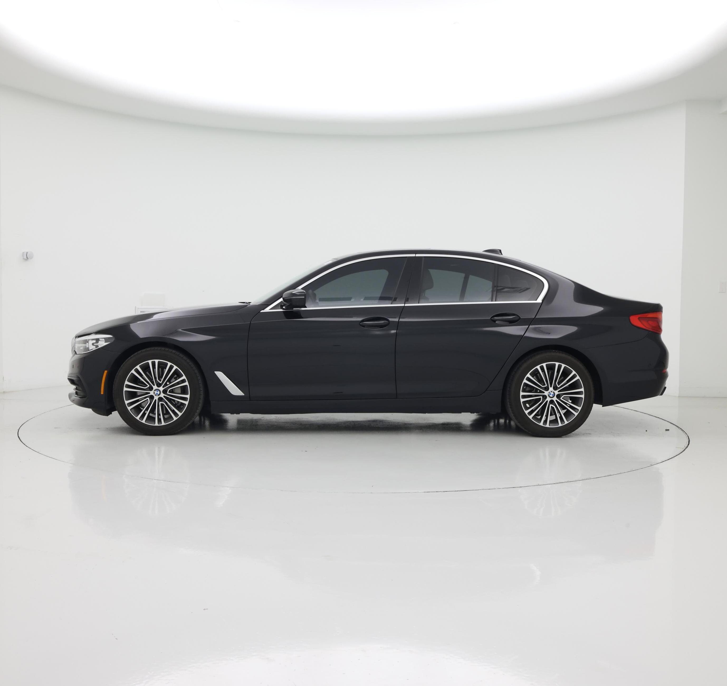 Thumbnail: 2019 BMW 5 Series - 3