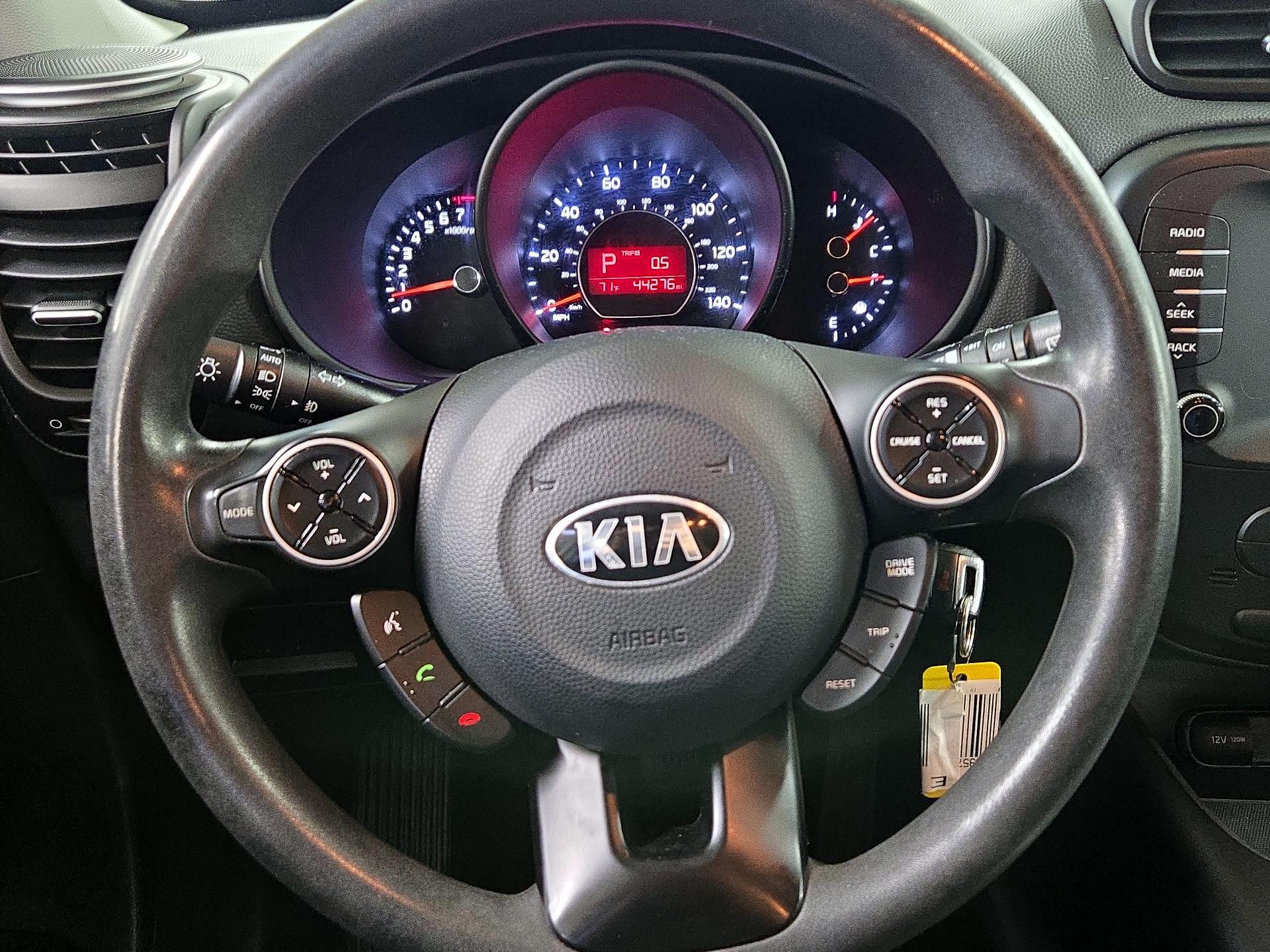Thumbnail: 2019 Kia Soul - 10