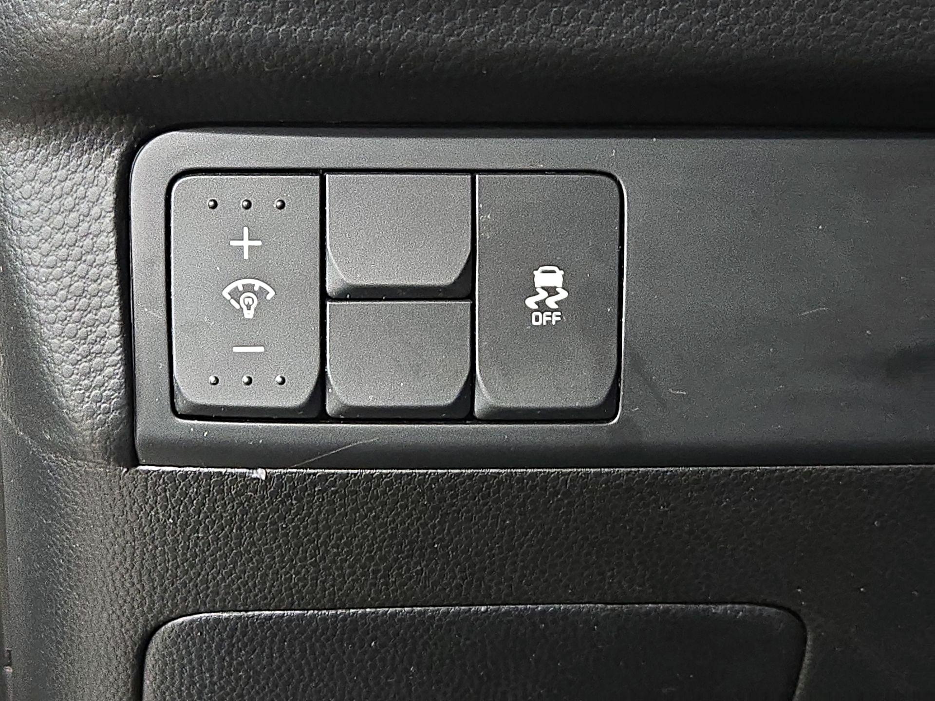 Thumbnail: 2019 Kia Soul - 13