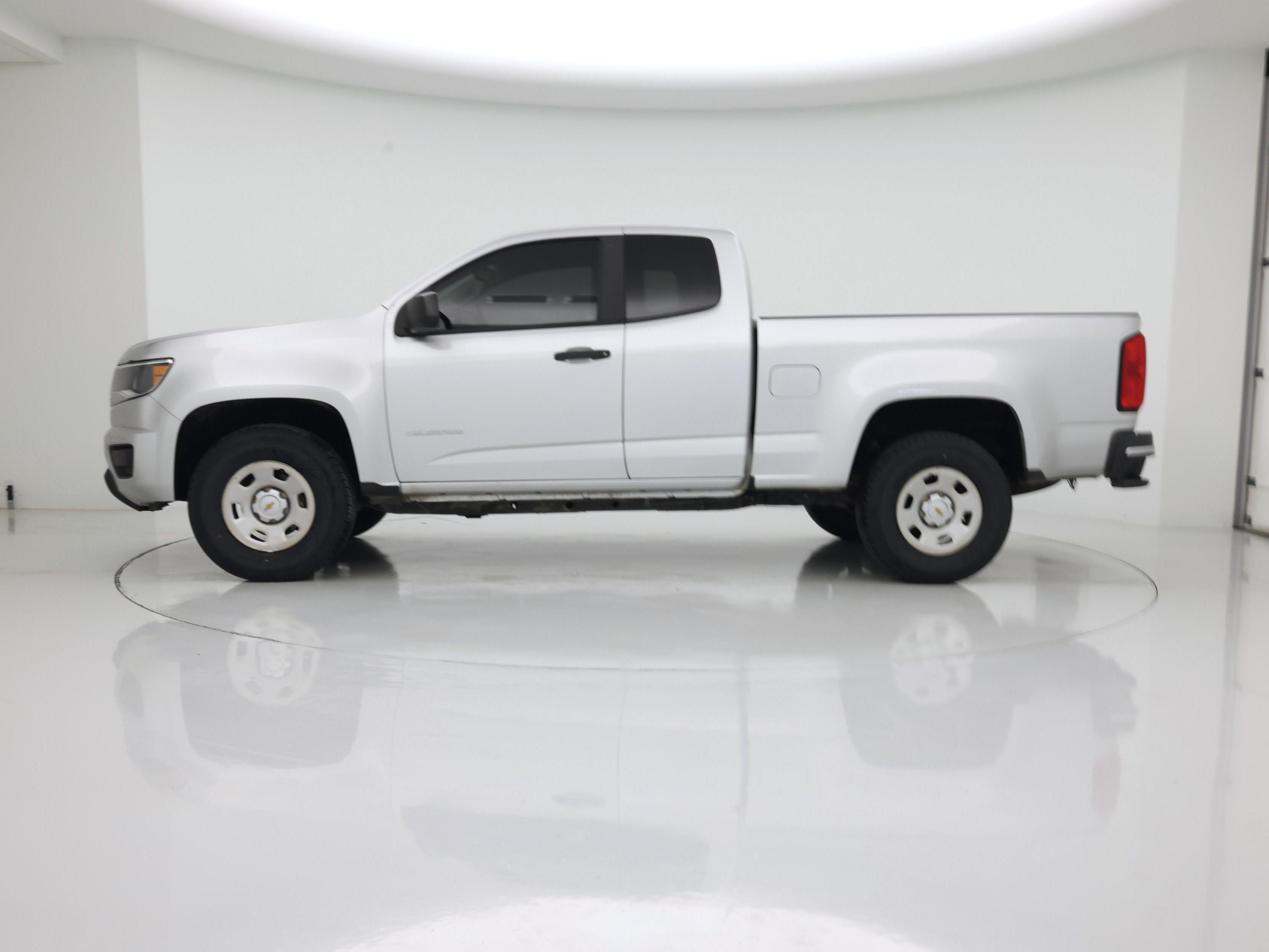 Thumbnail: 2020 Chevrolet Colorado - 3