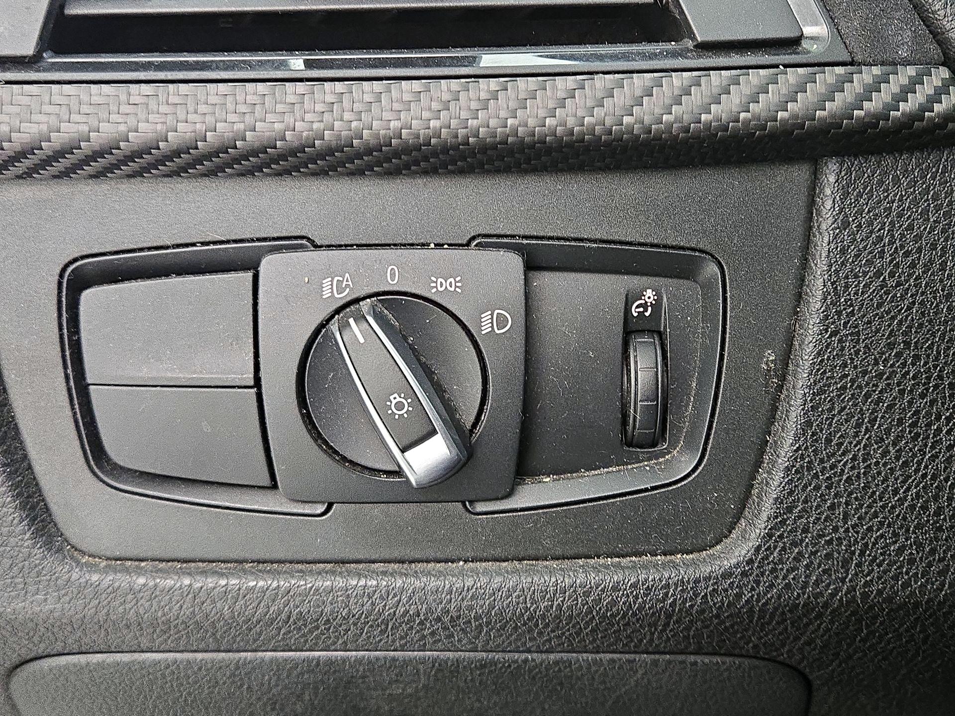 Thumbnail: 2018 BMW 3 Series - 13