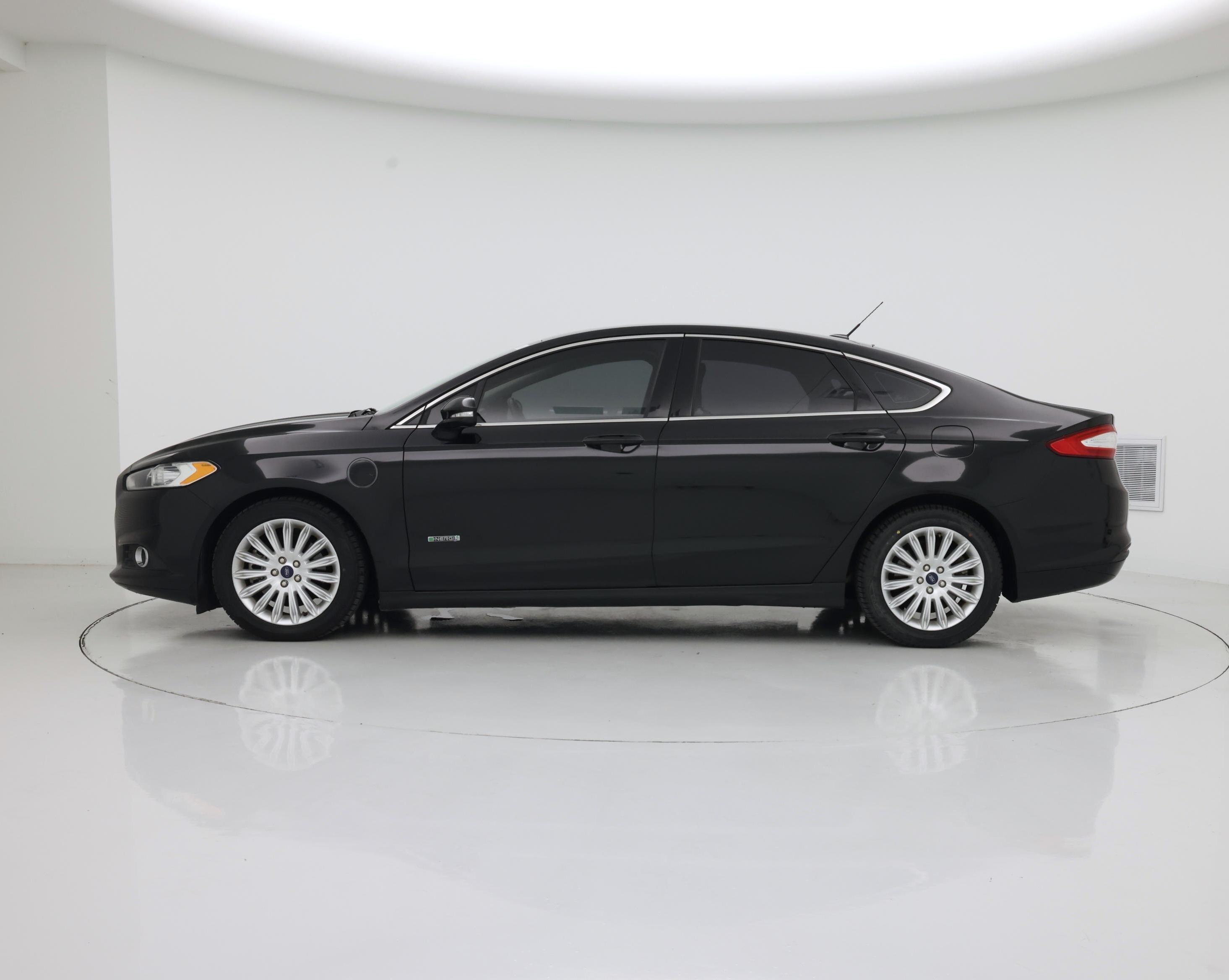 Thumbnail: 2014 Ford Fusion - 3