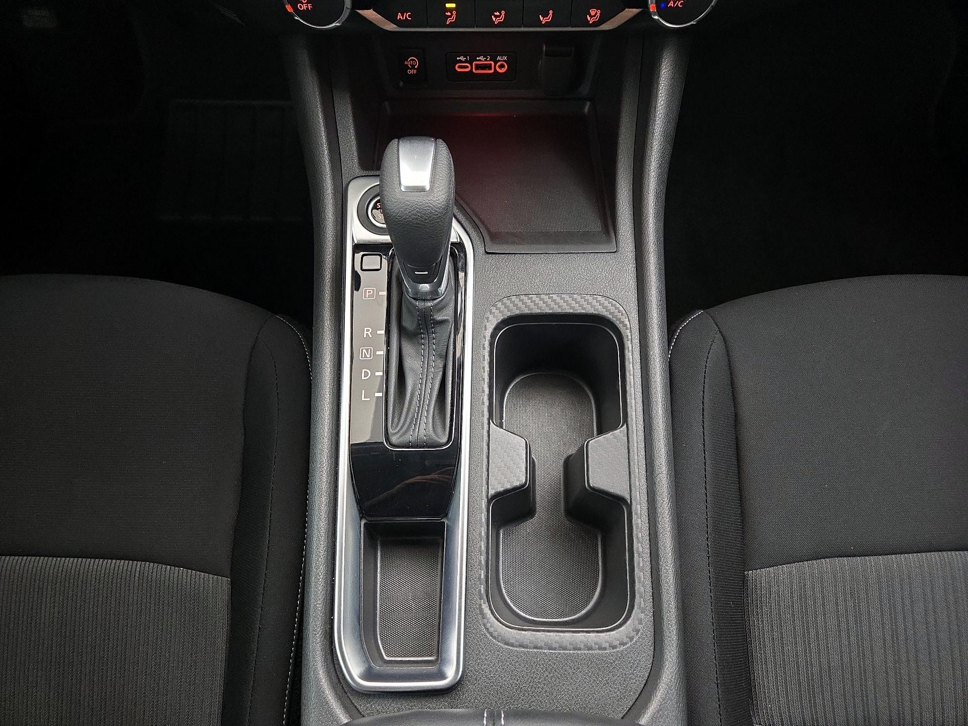 Thumbnail: 2024 Nissan Sentra - 17