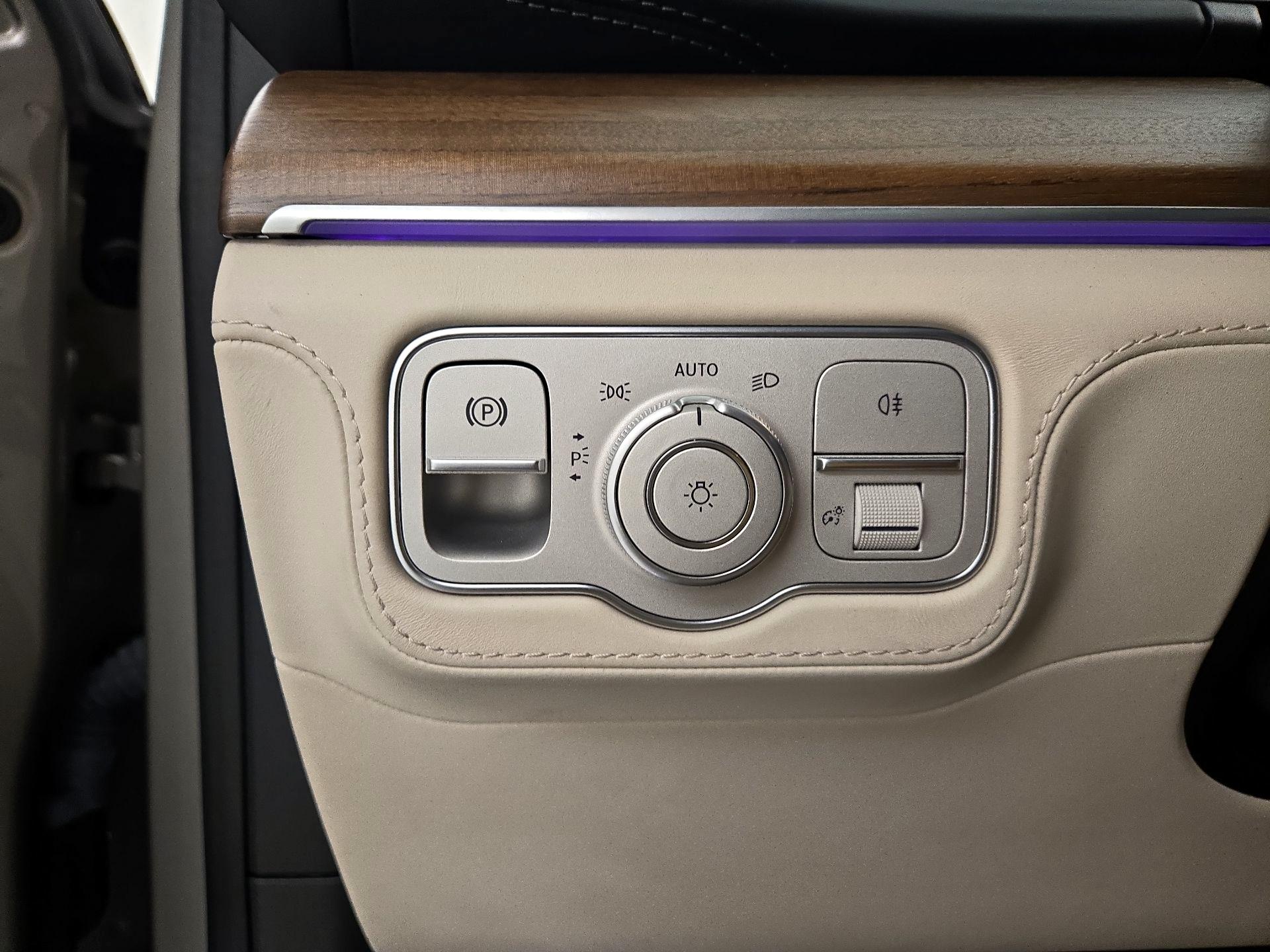 Thumbnail: 2021 Mercedes-Benz GLE - 13