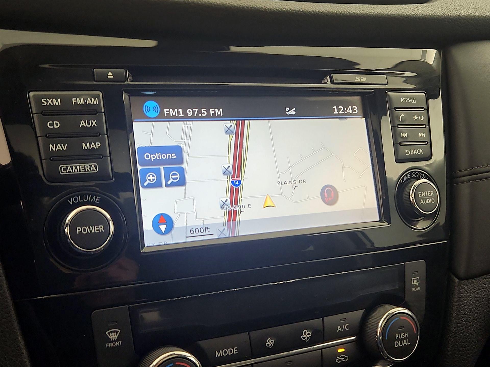 Thumbnail: 2017 Nissan Rogue - 14