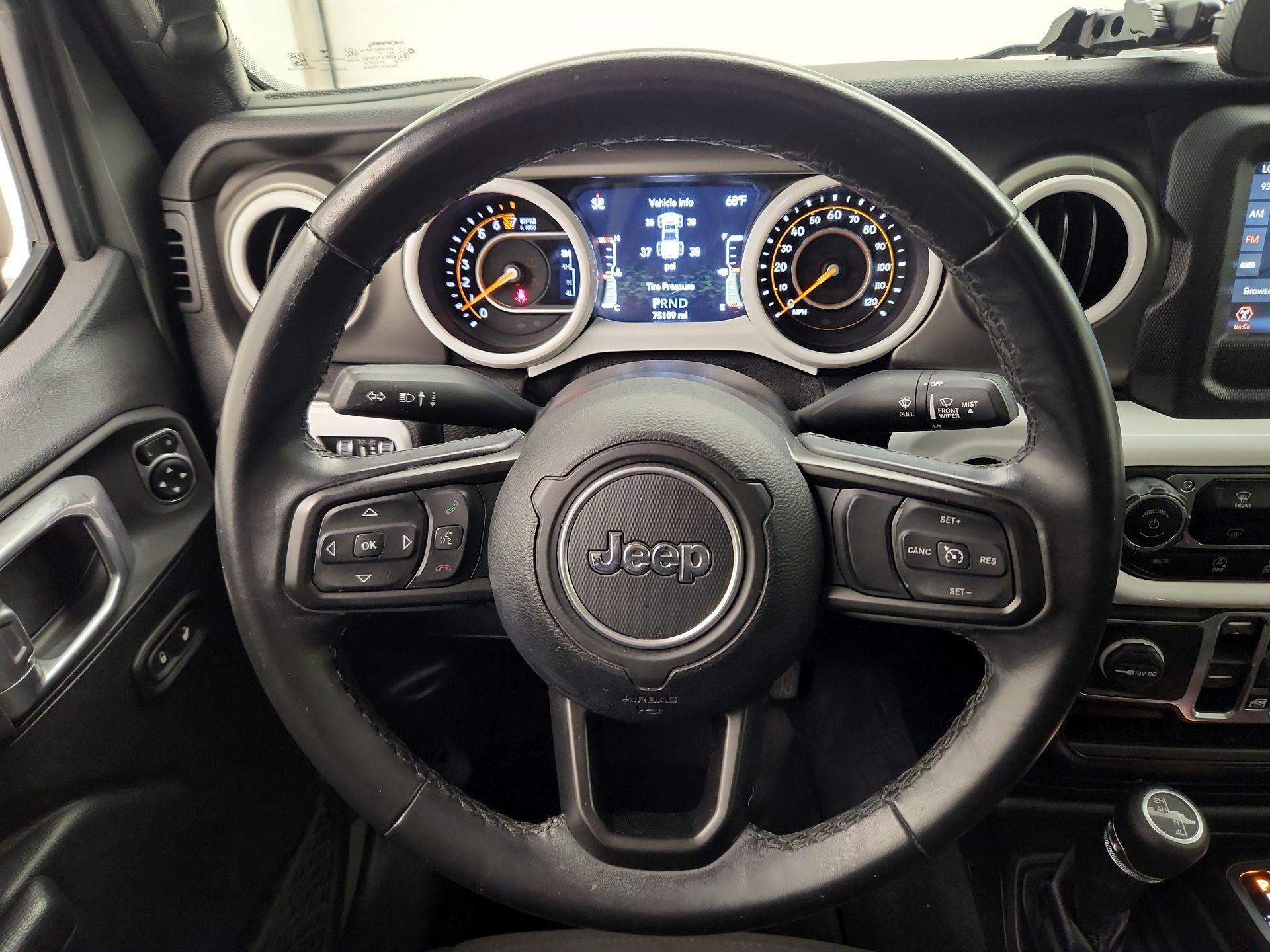 Thumbnail: 2021 Jeep Gladiator - 10