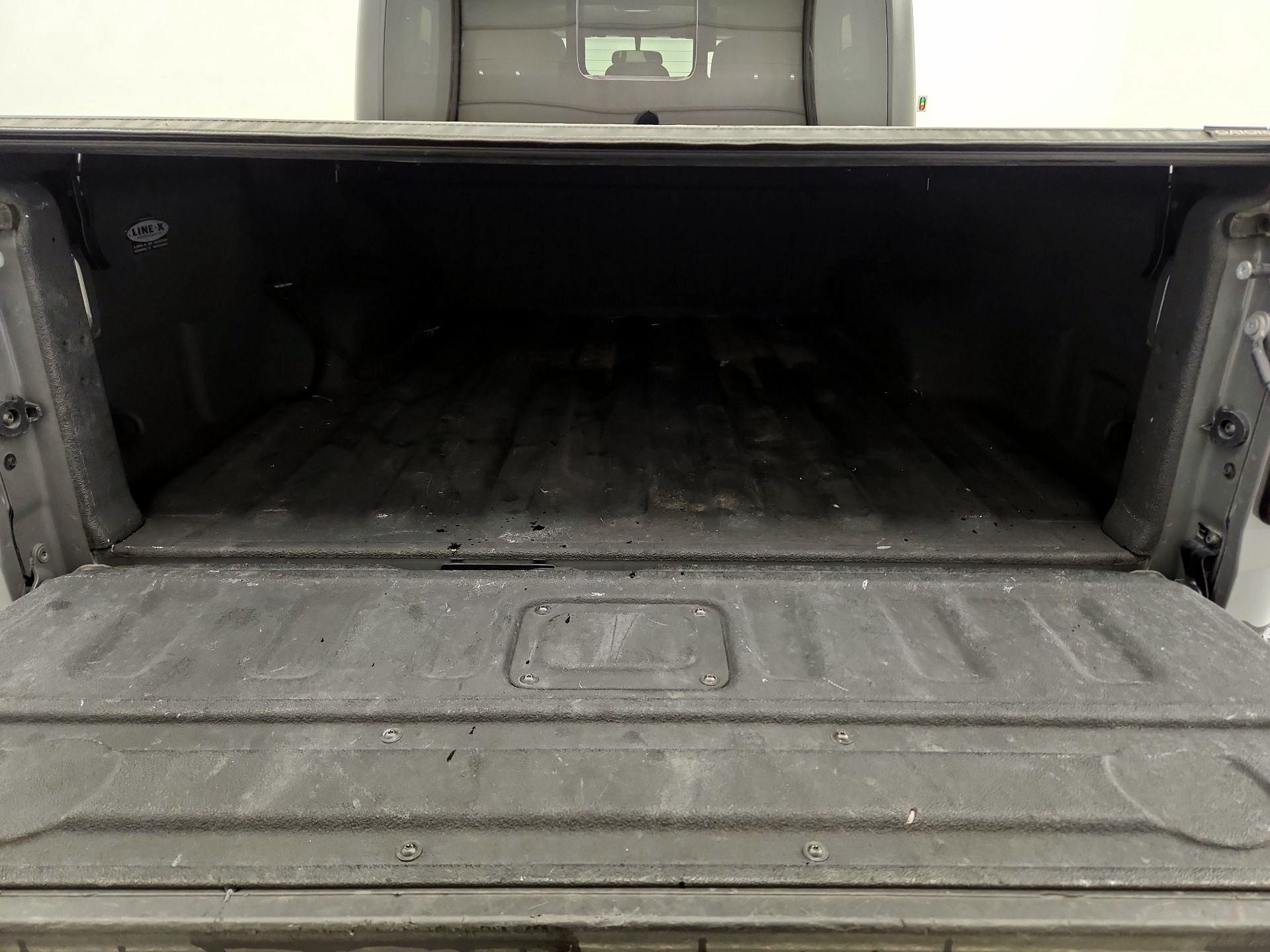 Thumbnail: 2021 Jeep Gladiator - 20