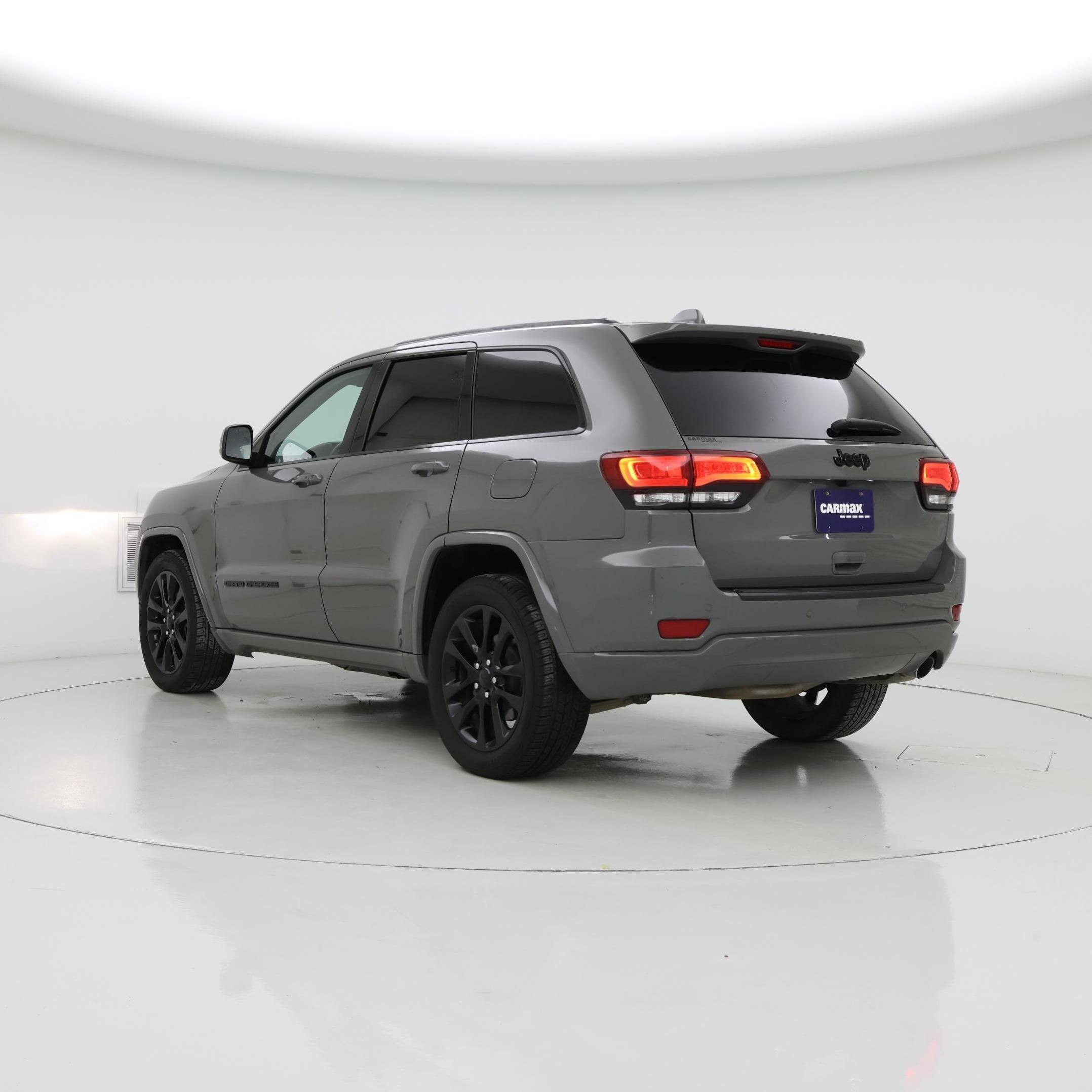 Thumbnail: 2019 Jeep Grand Cherokee - 2