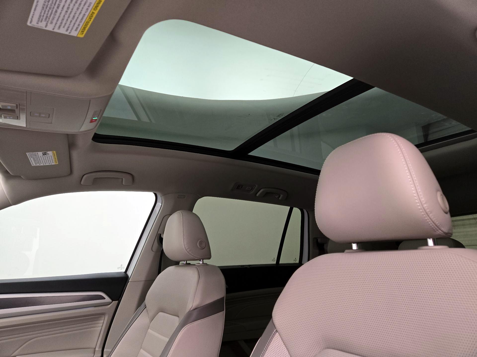 Thumbnail: 2021 Volkswagen Atlas - 20