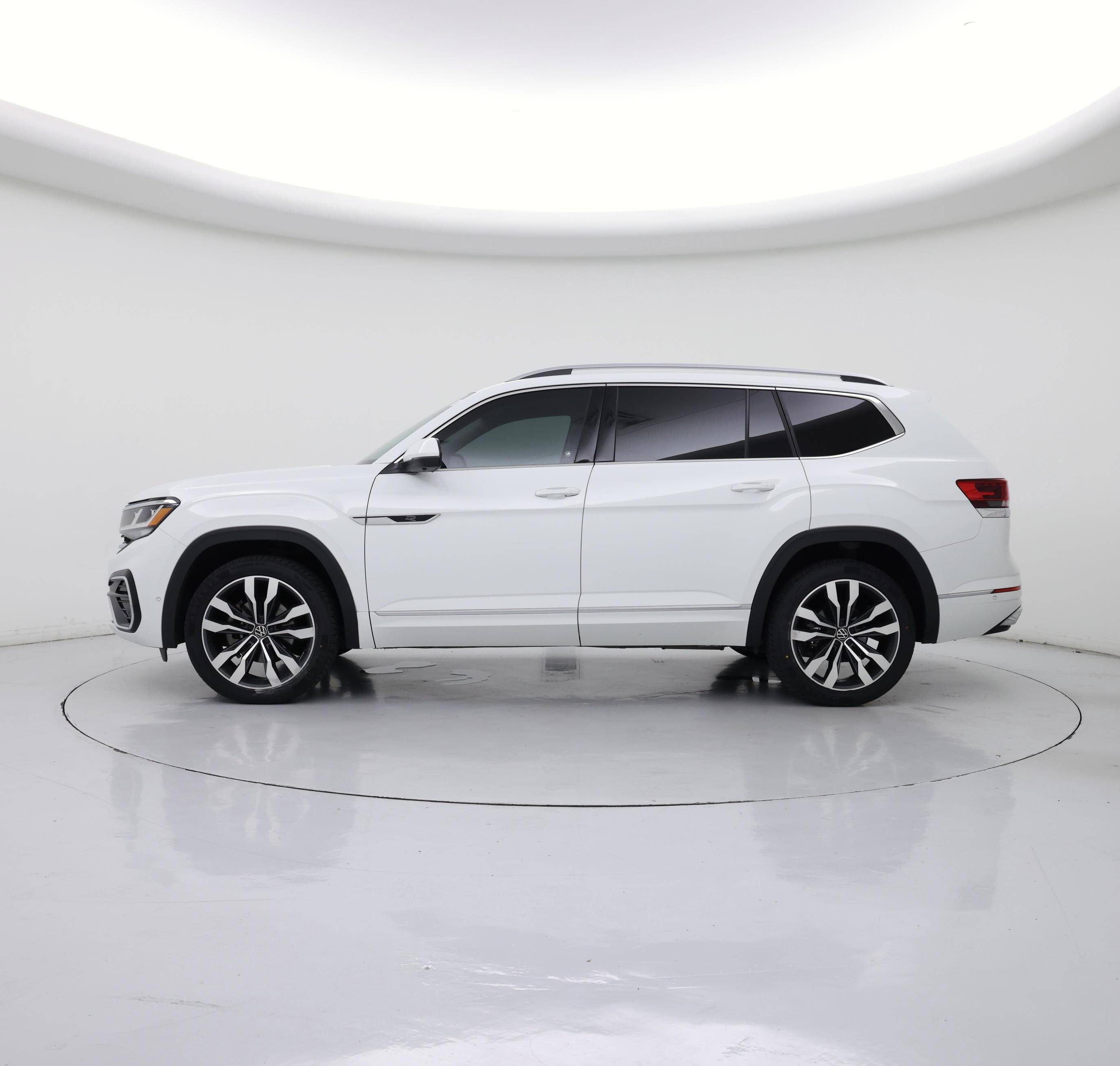 Thumbnail: 2021 Volkswagen Atlas - 3