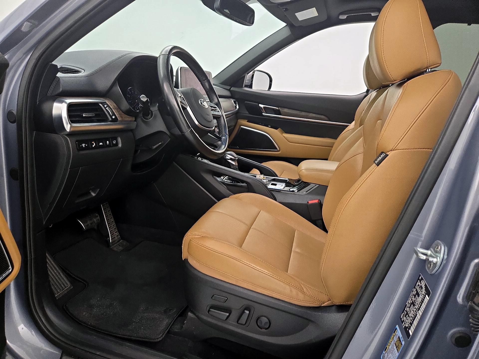 Thumbnail: 2021 Kia Telluride - 11