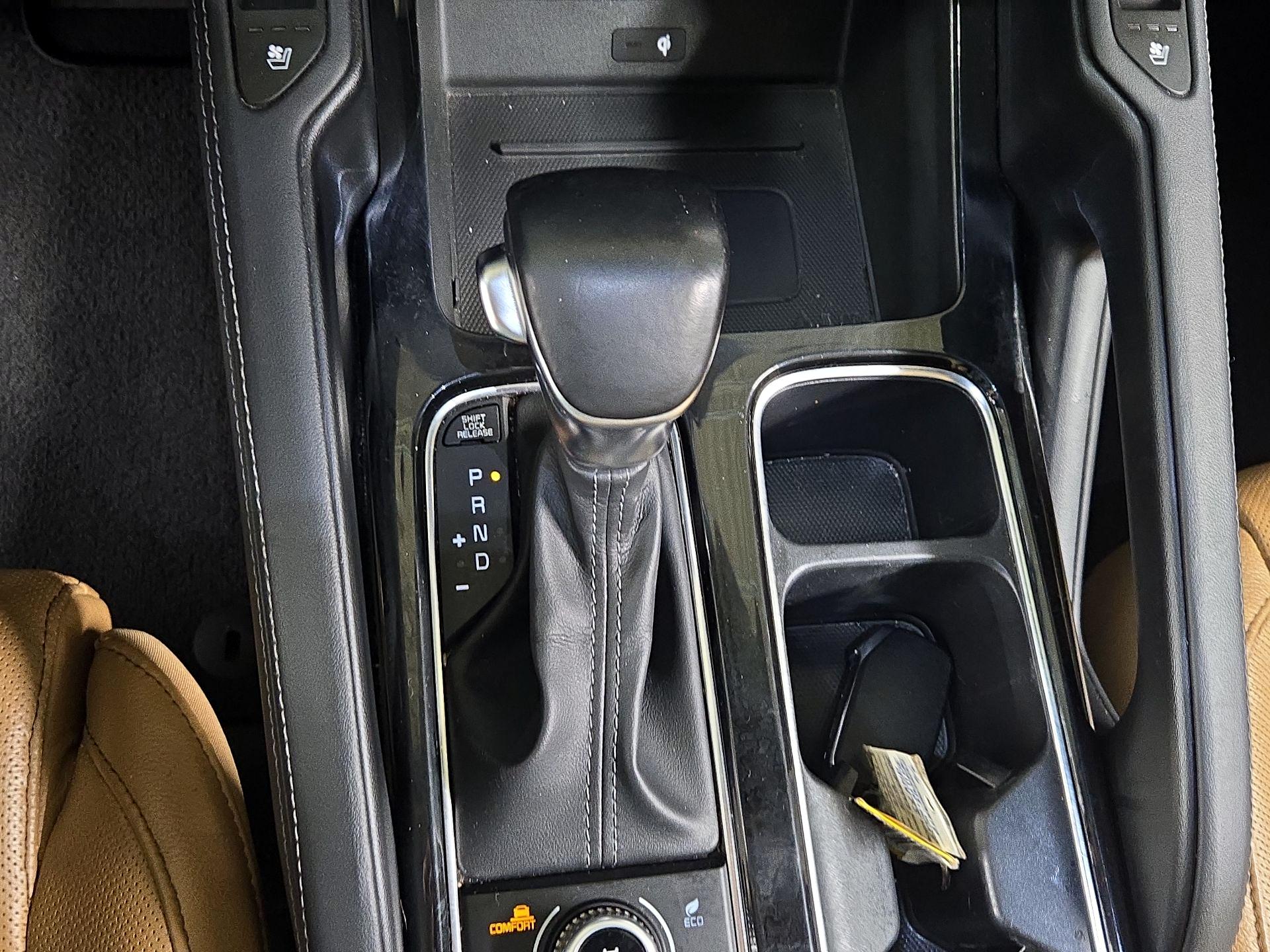 Thumbnail: 2021 Kia Telluride - 18