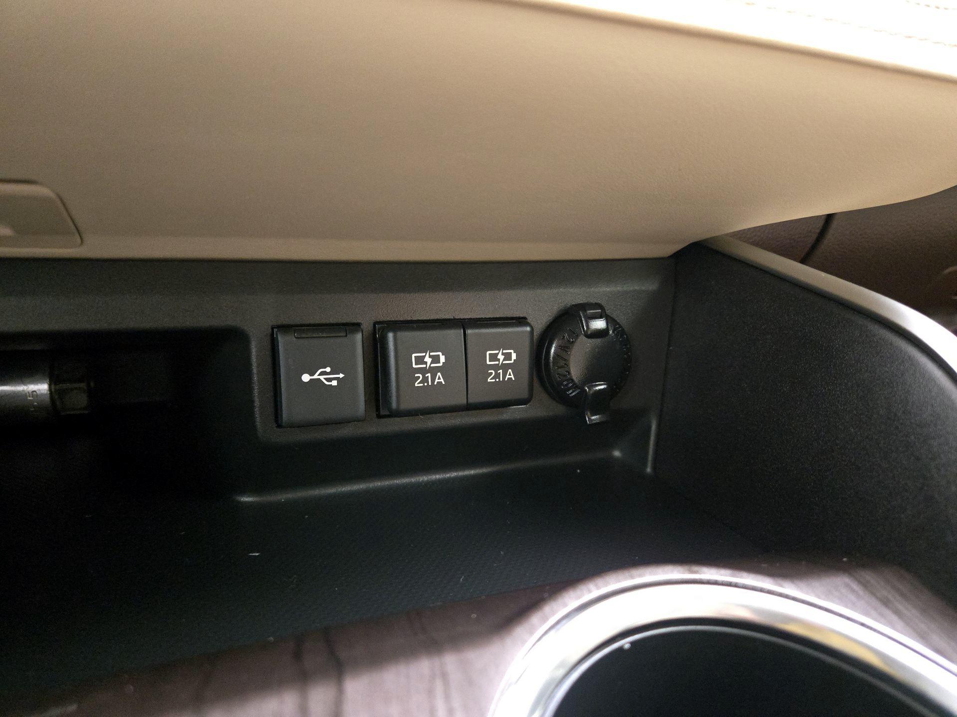 Thumbnail: 2021 Toyota Highlander - 19