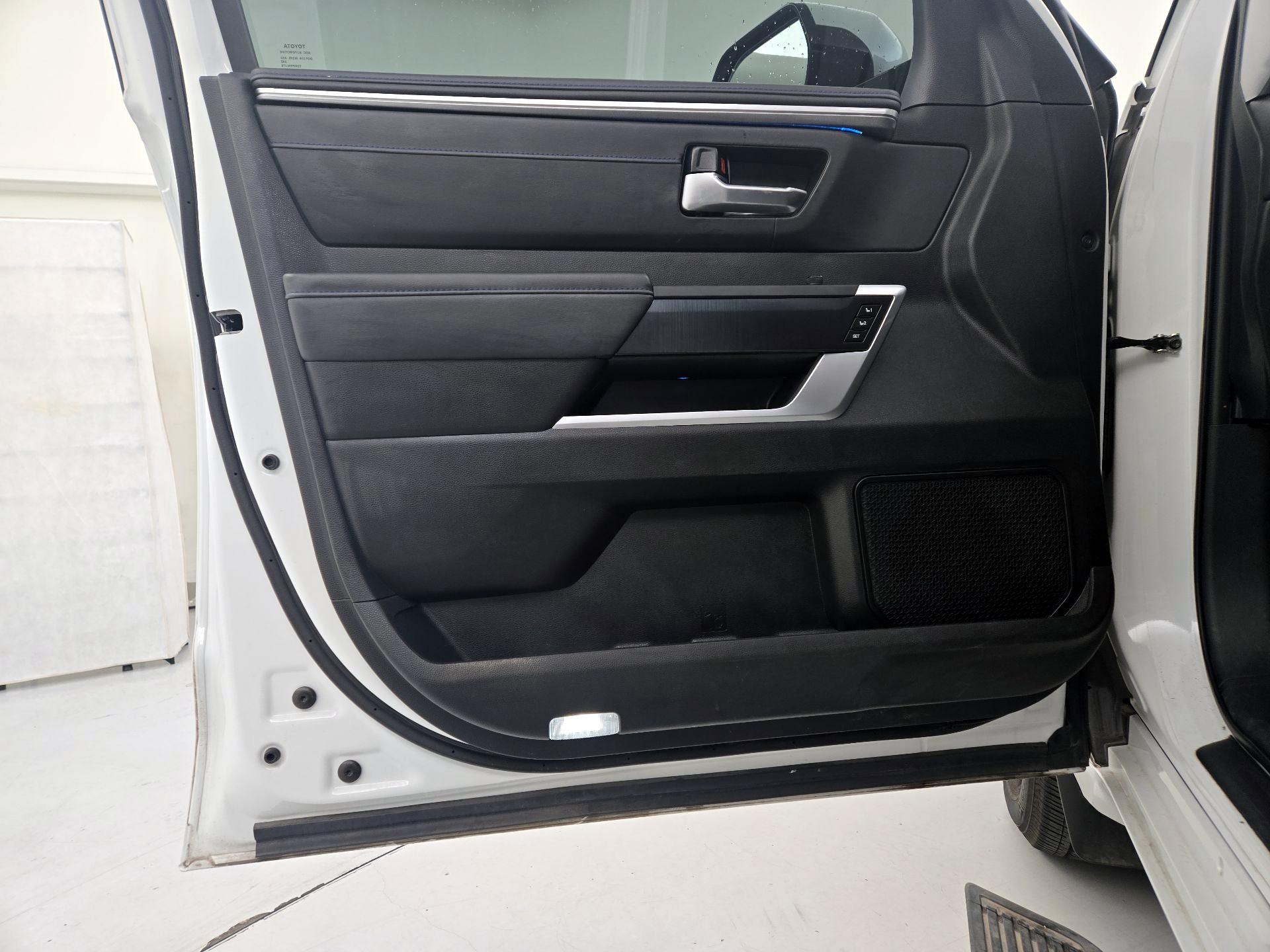 Thumbnail: 2023 Toyota Sequoia - 12