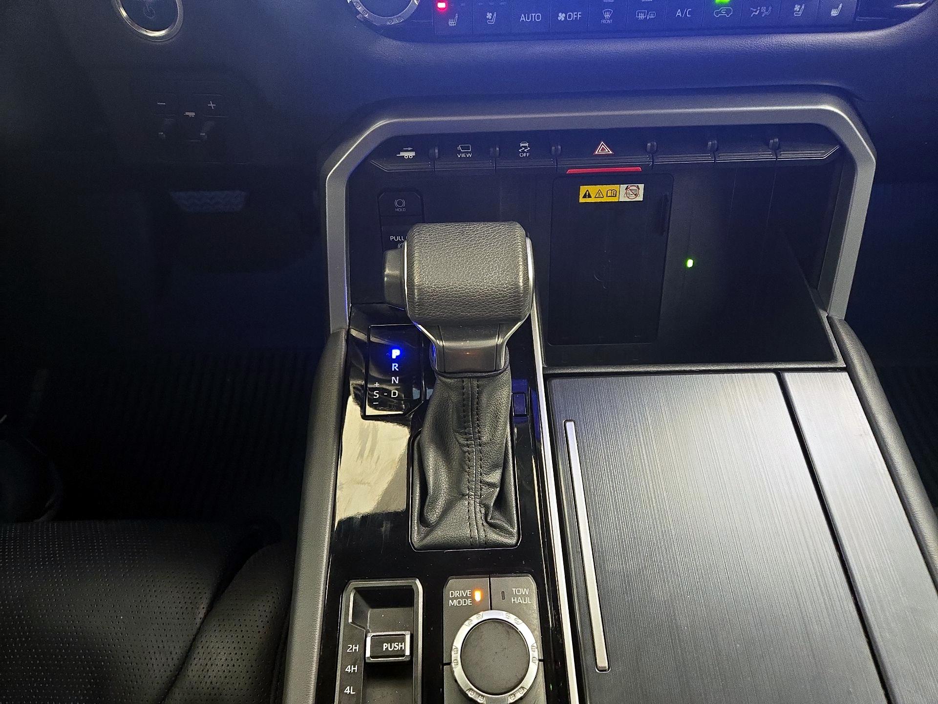 Thumbnail: 2023 Toyota Sequoia - 17