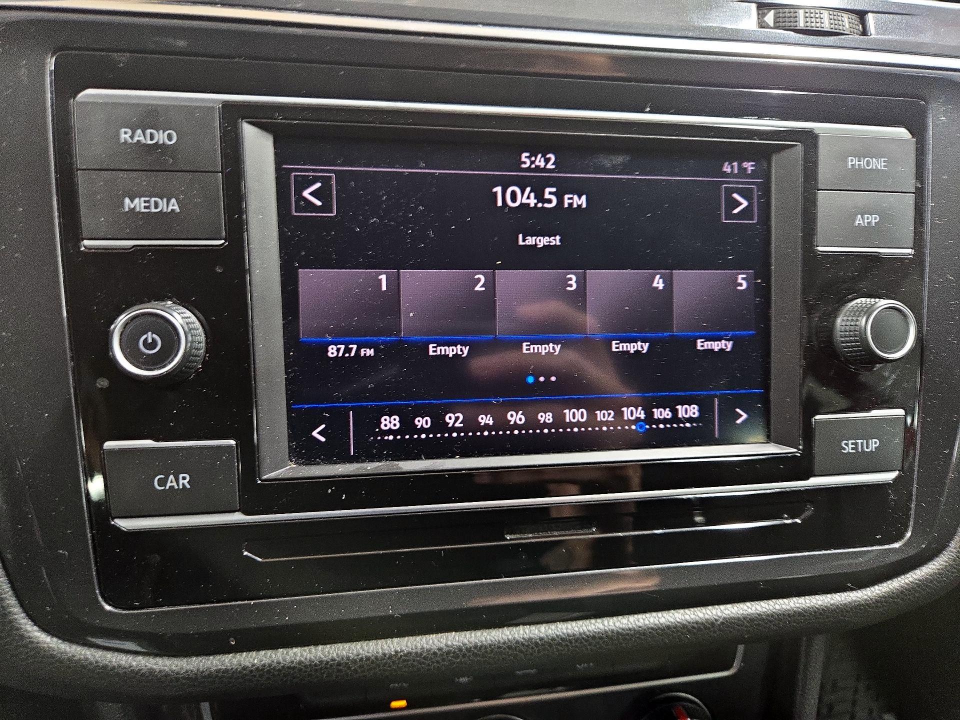 Thumbnail: 2019 Volkswagen Tiguan - 14