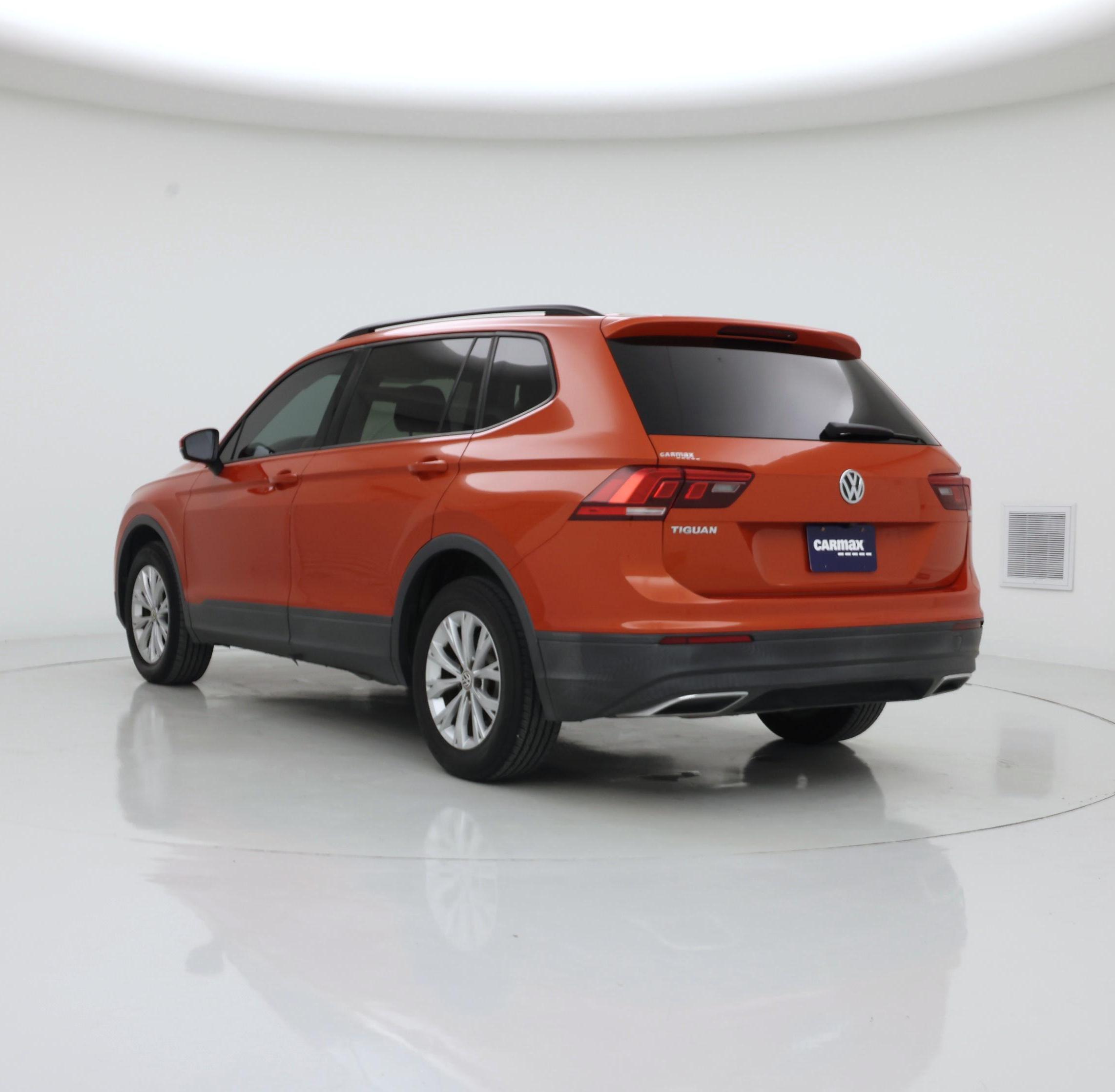 Thumbnail: 2019 Volkswagen Tiguan - 2