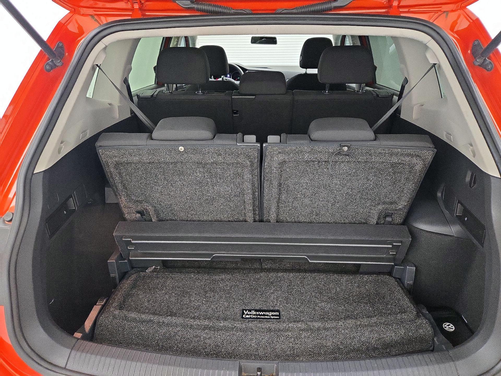 Thumbnail: 2019 Volkswagen Tiguan - 20