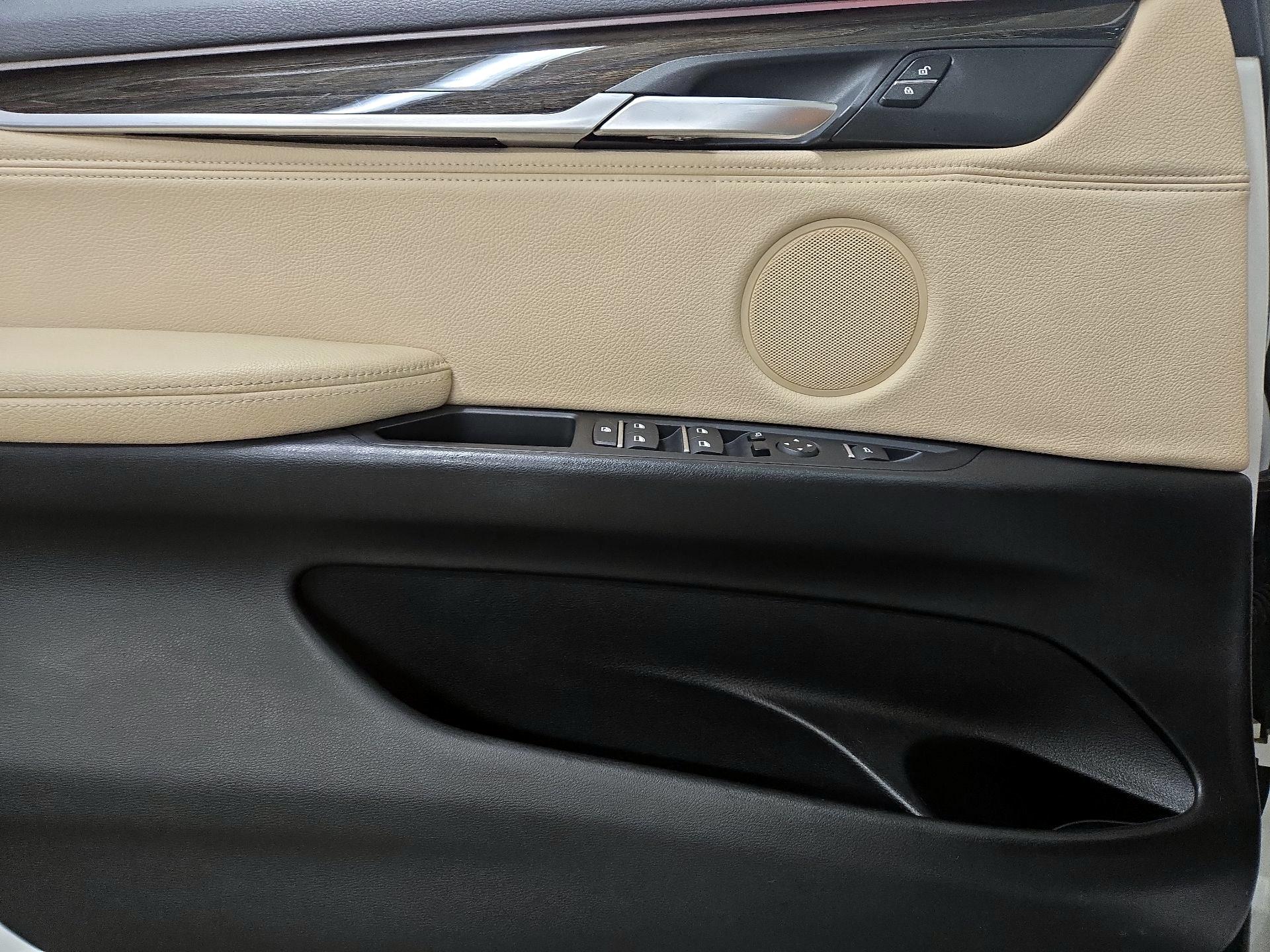 Thumbnail: 2017 BMW X5 - 12