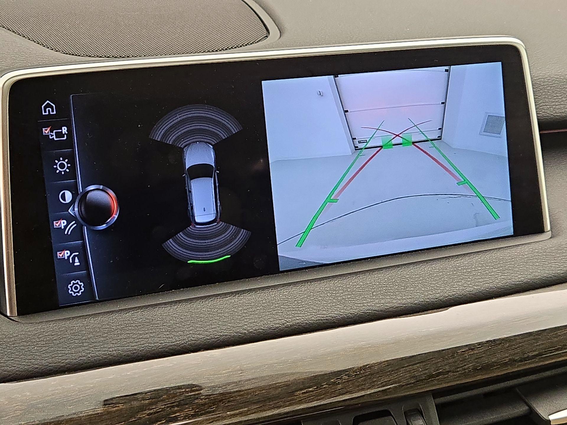 Thumbnail: 2017 BMW X5 - 15