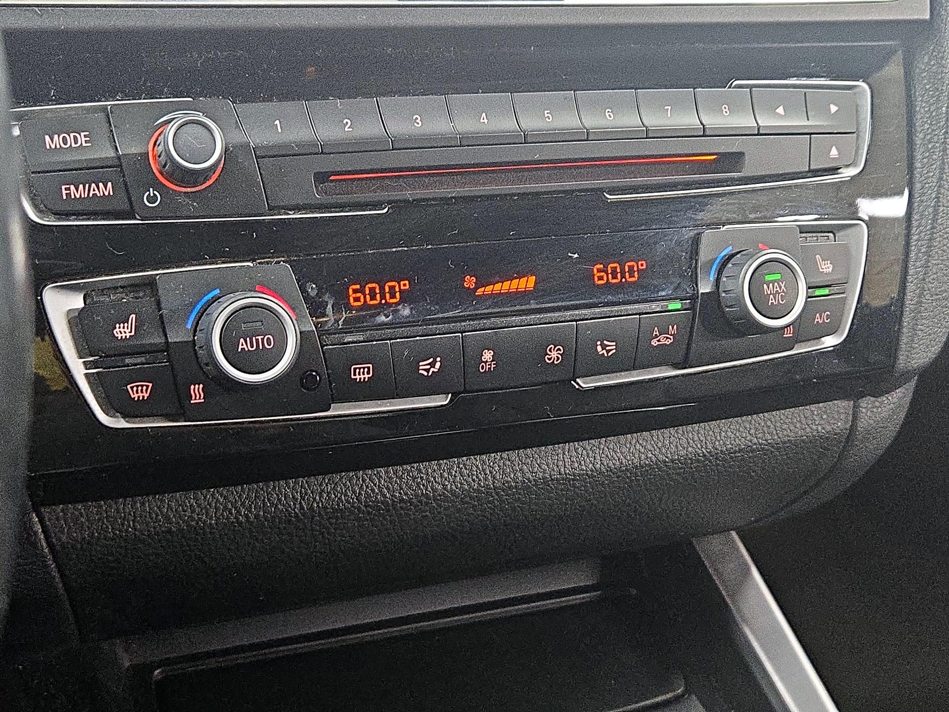 Thumbnail: 2016 BMW 2 Series - 16