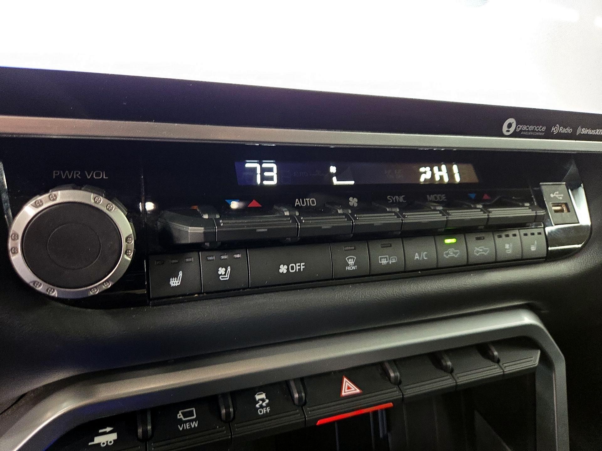 Thumbnail: 2022 Toyota Tundra - 16