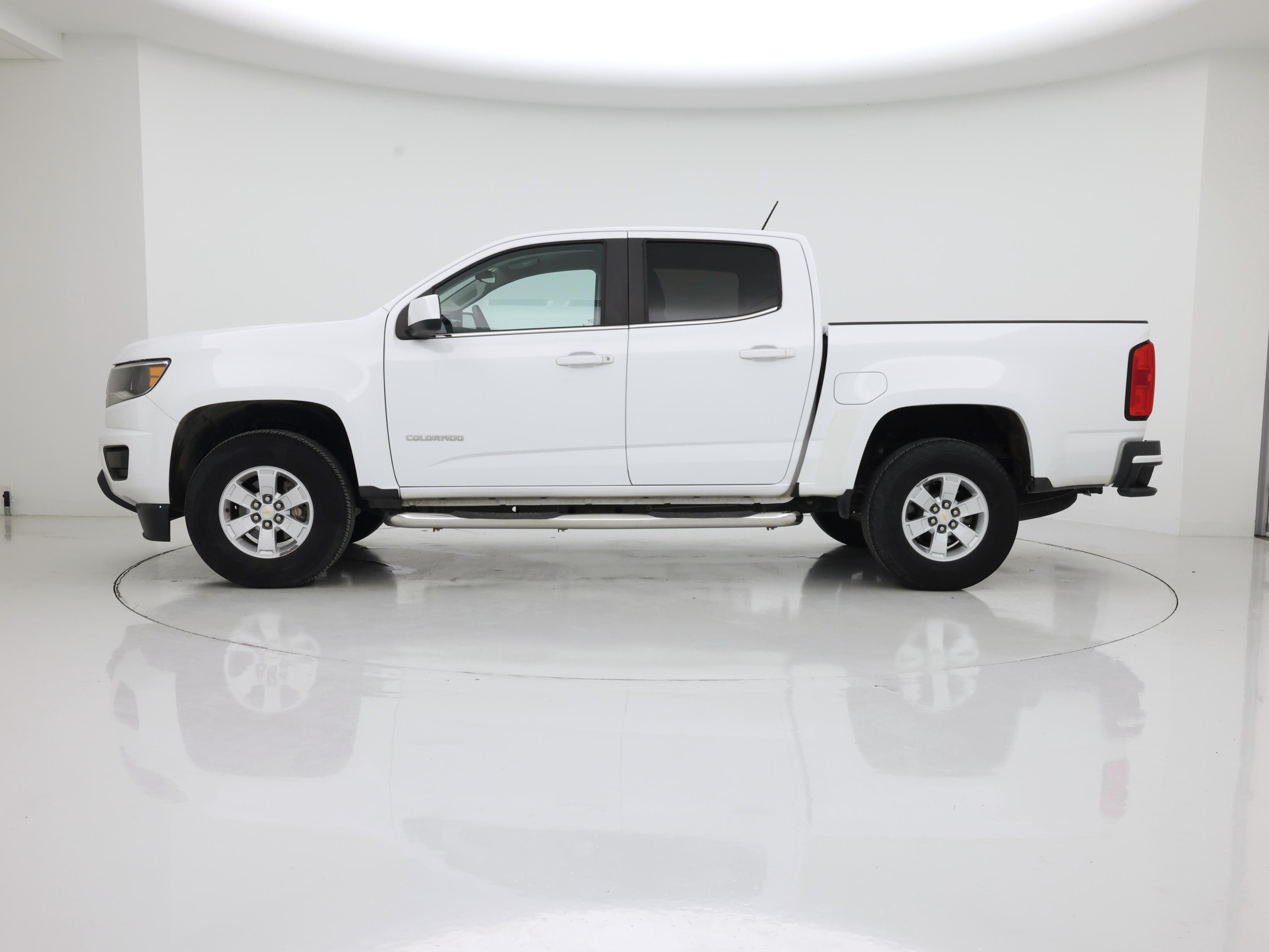 Thumbnail: 2018 Chevrolet Colorado - 3