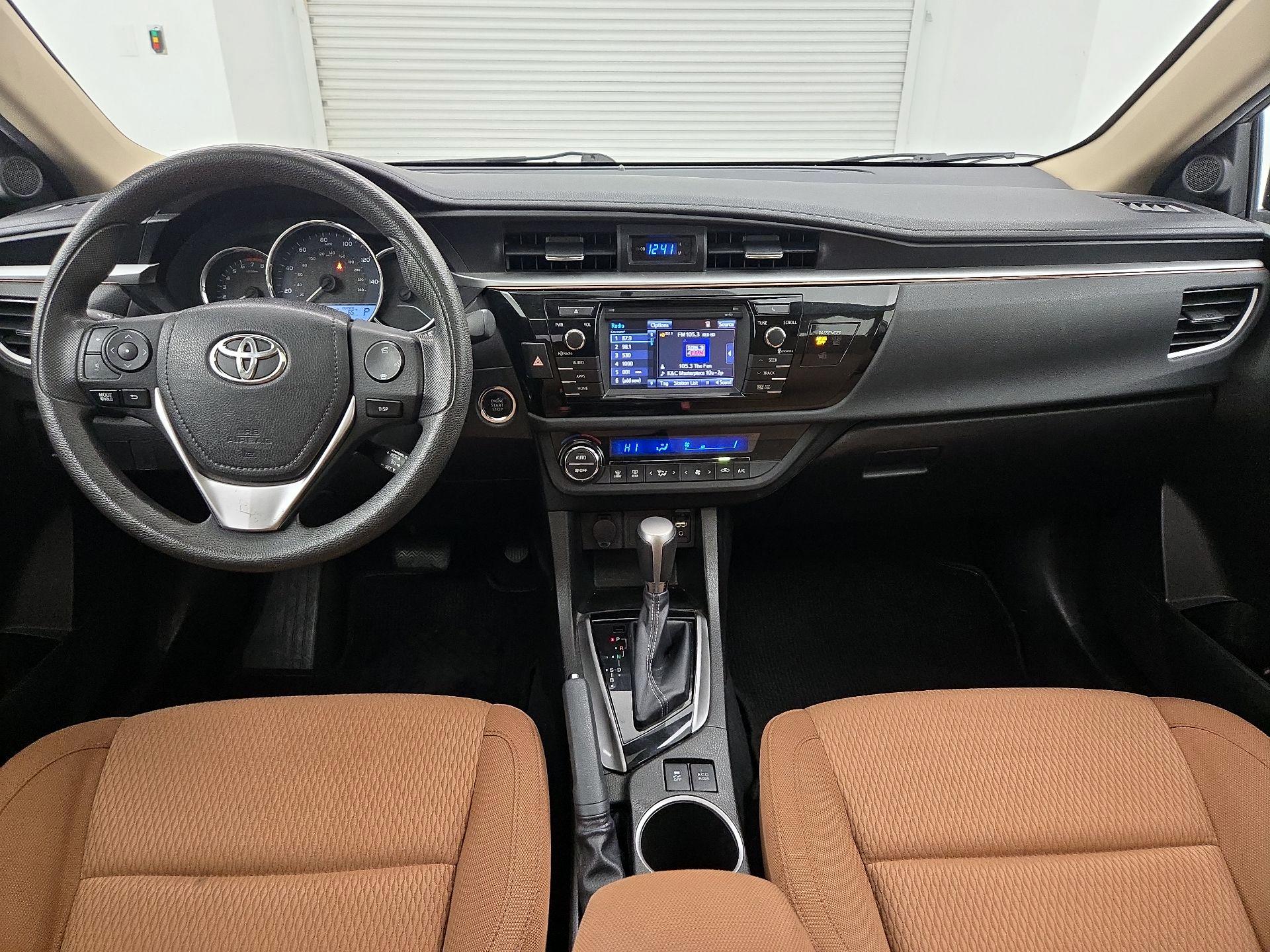 Thumbnail: 2014 Toyota Corolla - 9