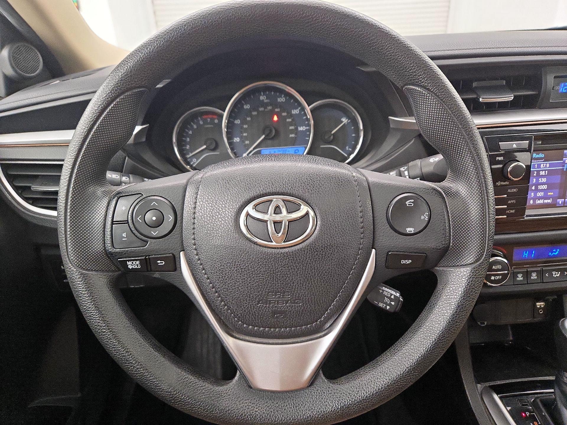 Thumbnail: 2014 Toyota Corolla - 10